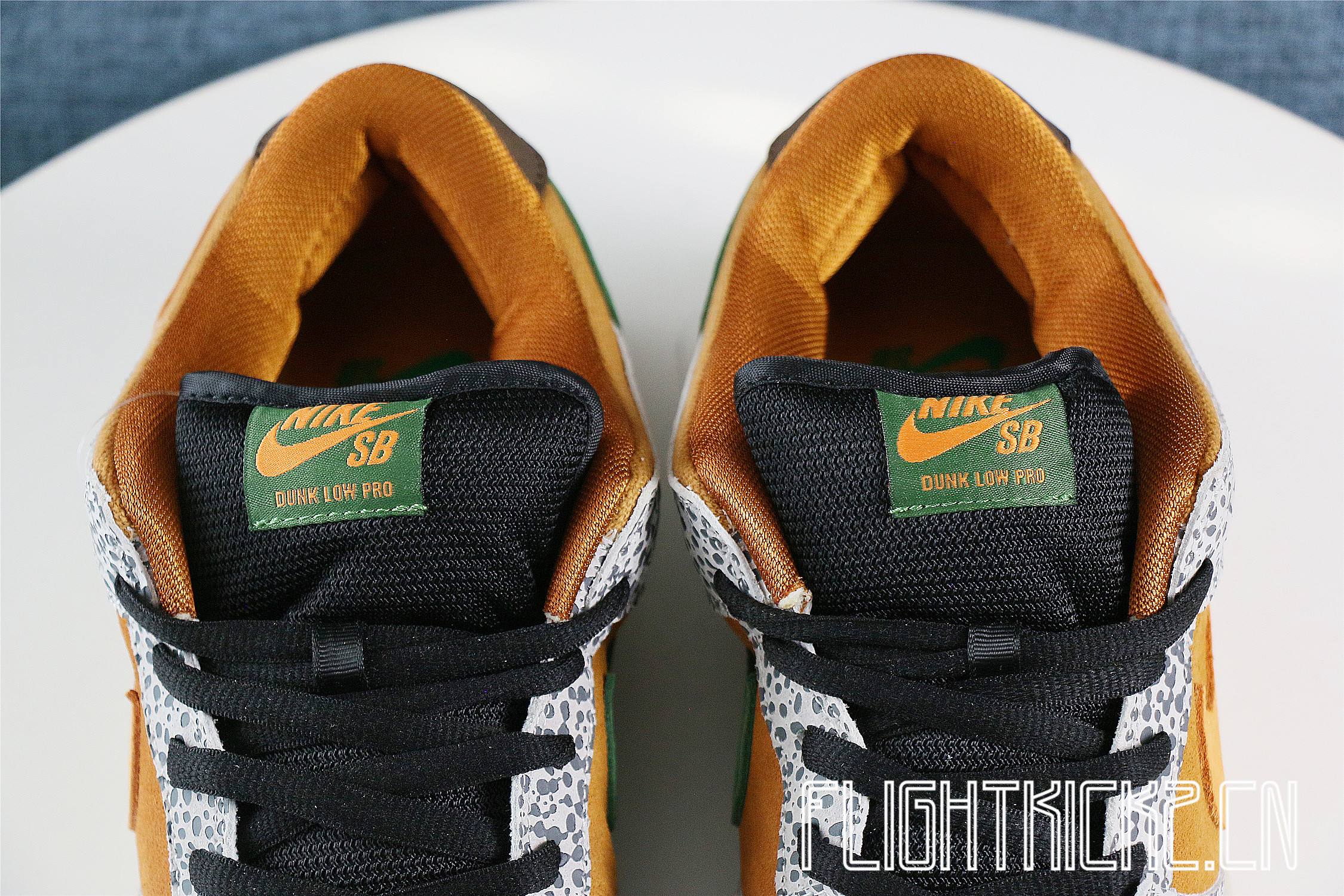 Nike SB Dunk Low Safari 2020