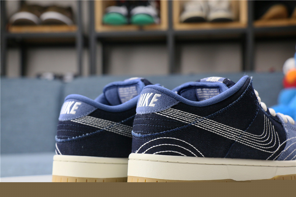 Nike SB Dunk Low PRM “Denim Gum”