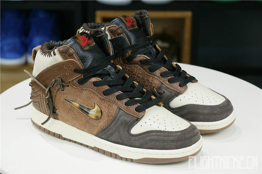 Nike Dunk High Bodega Legend Fauna Brown