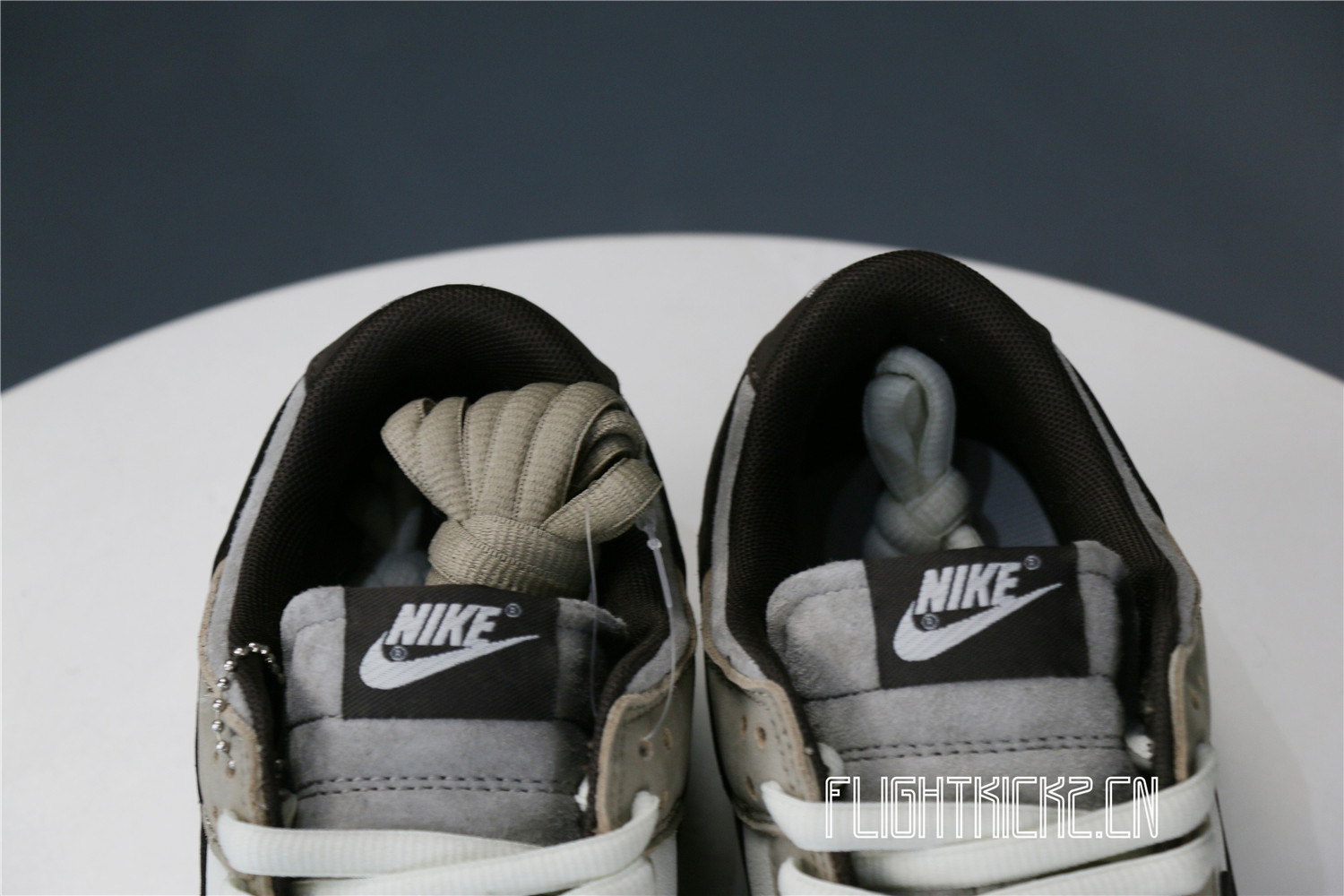Otomo Katsuhiro x Nike SB Dunk Low Steamboy OST White Brown