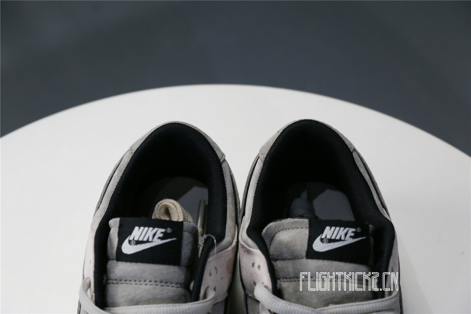 Otomo Katsuhiro x Nike SB Dunk Low Steamboy OST White Black