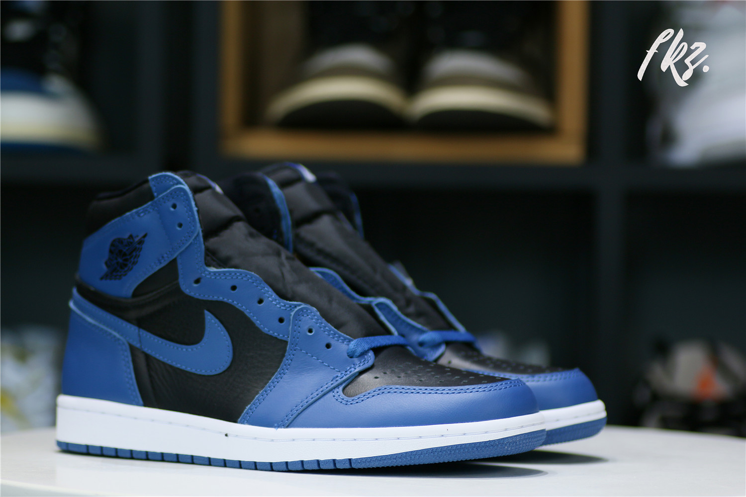 Air Jordan 1 High OG Dark Marina Blue (LN5 A1 Batch)