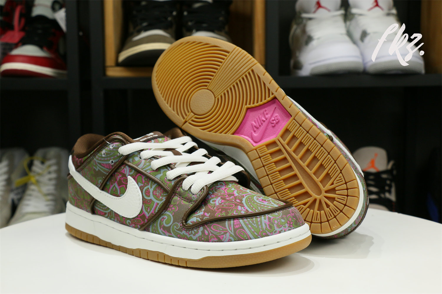Nike SB Dunk Low Pro Paisley Brown