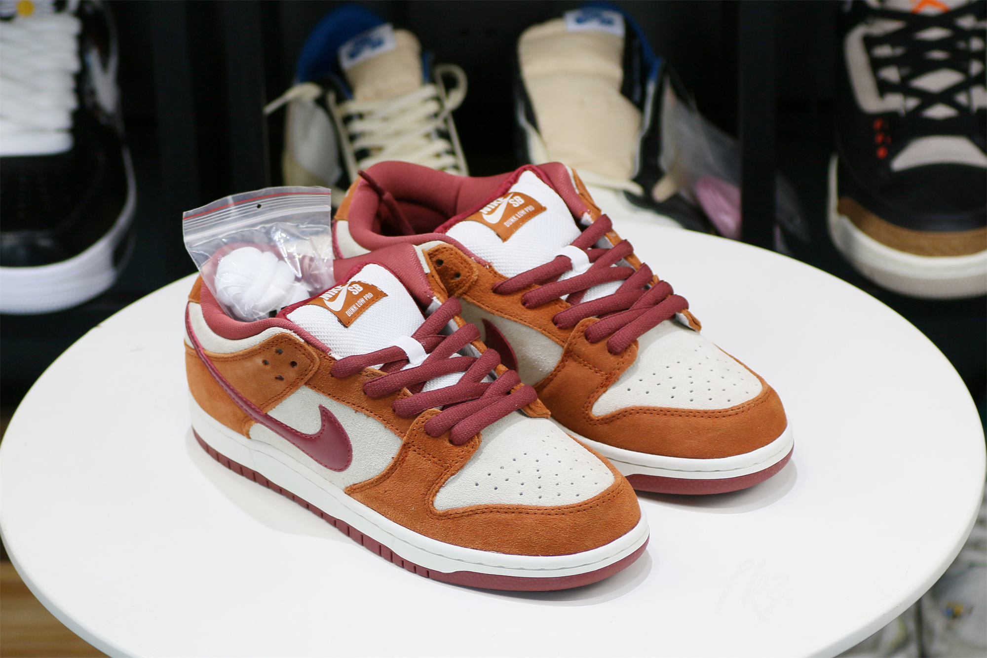 Nike SB Dunk Low Pro Dark Russet Cedar 2019