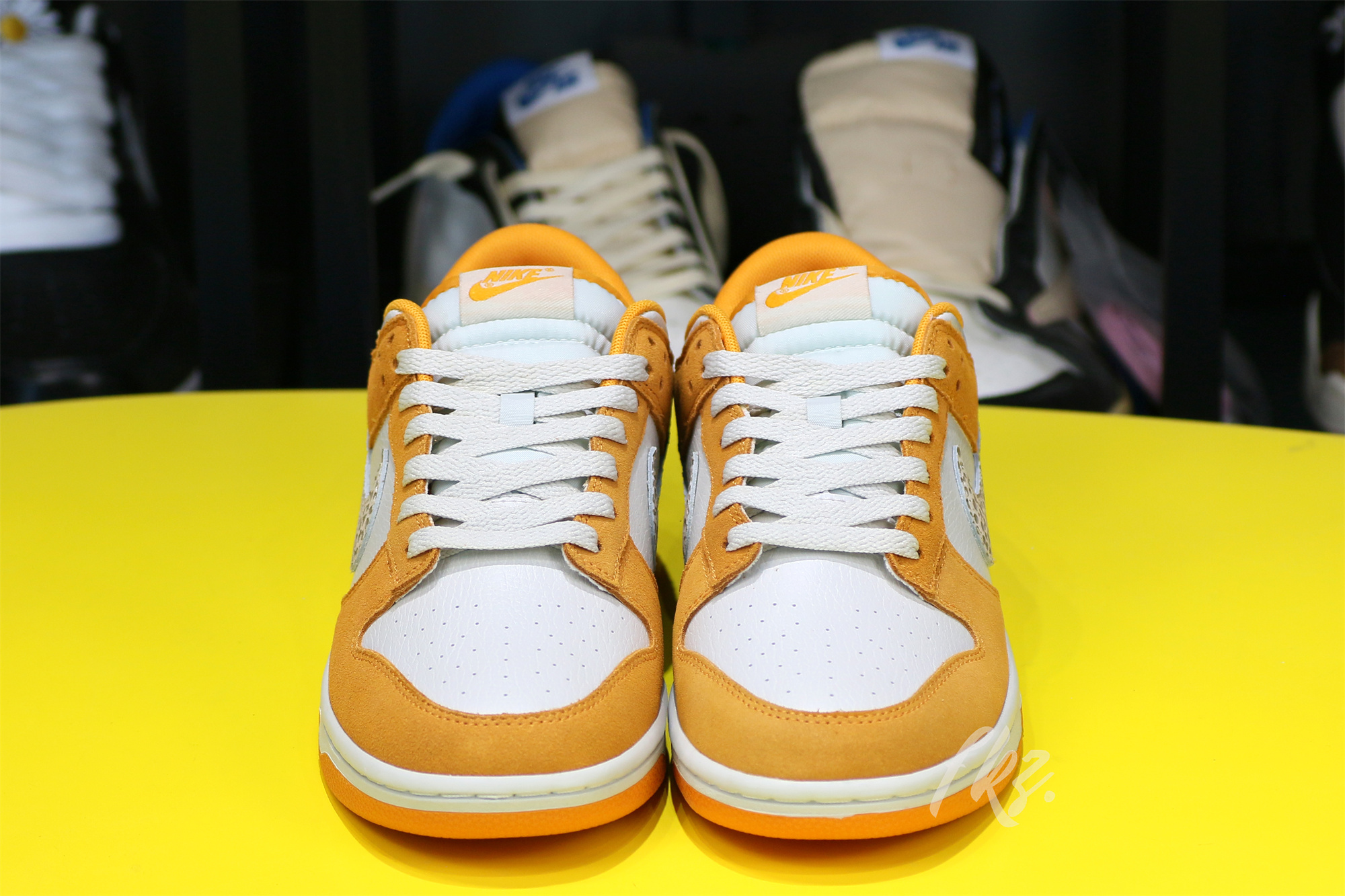Nike Dunk Low AS Safari Swoosh “Kumquat”