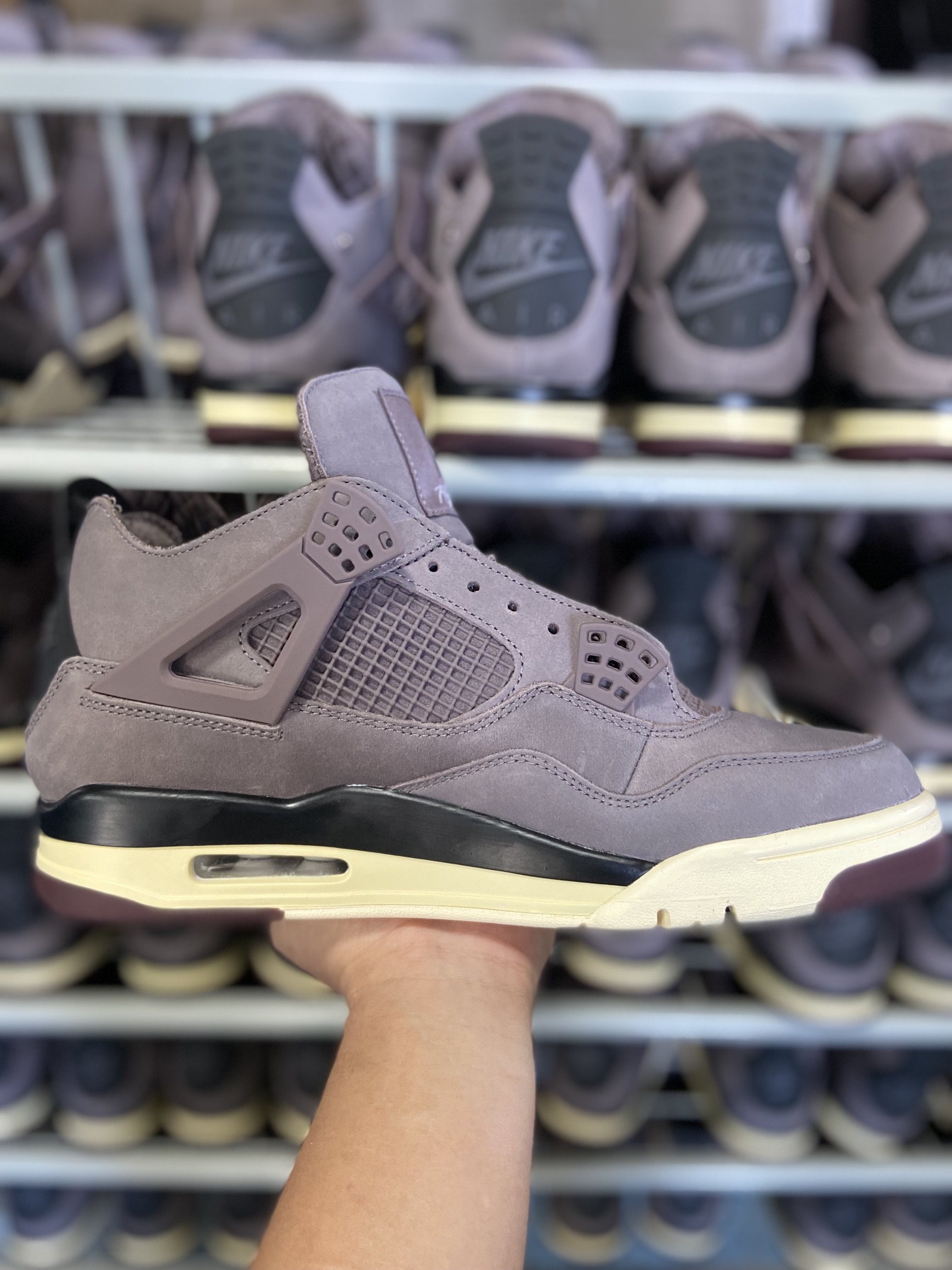 A Ma Maniére x Air Jordan 4 Retro ‘Violet Ore’ 2022 (LN5 A1 Batch)