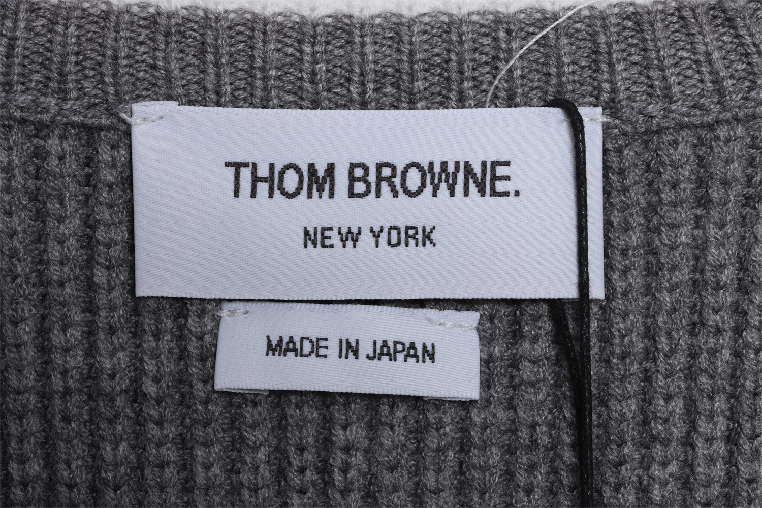 ThomBrowne New Season 22Ss Four-Stripe Pullover Long Sleeve Crewneck Sweater