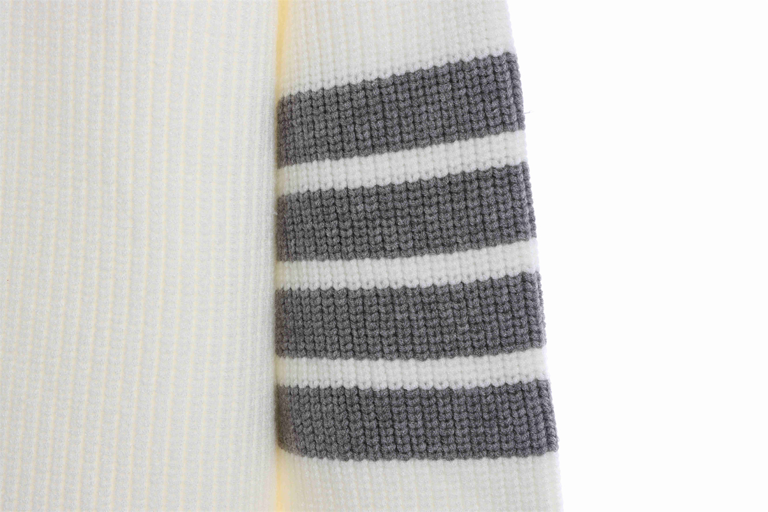 ThomBrowne New Season 22Ss Four-Stripe Pullover Long Sleeve Crewneck Sweater