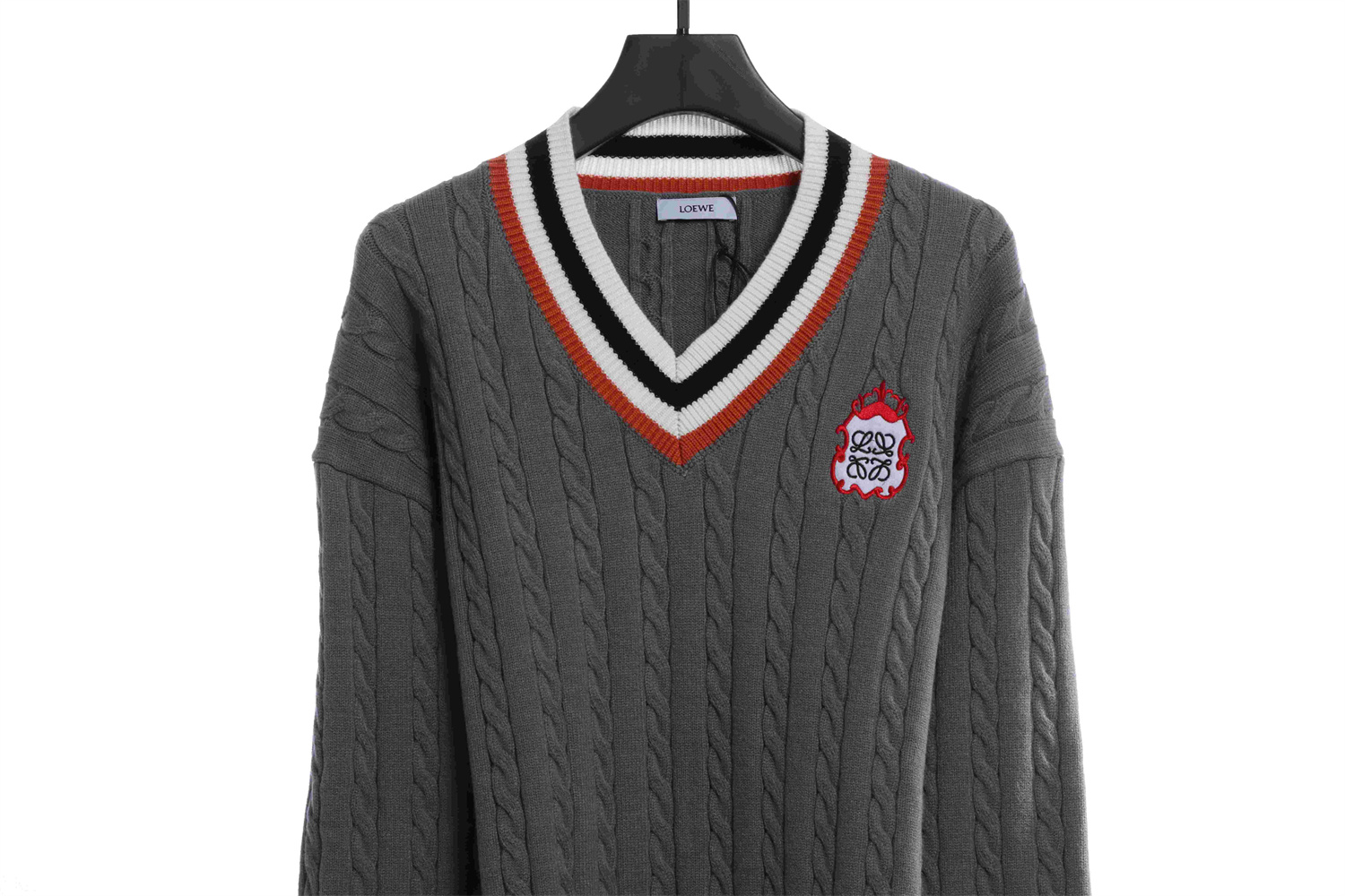 LOEVVE SS22 striped color block V-neck pullover sweater