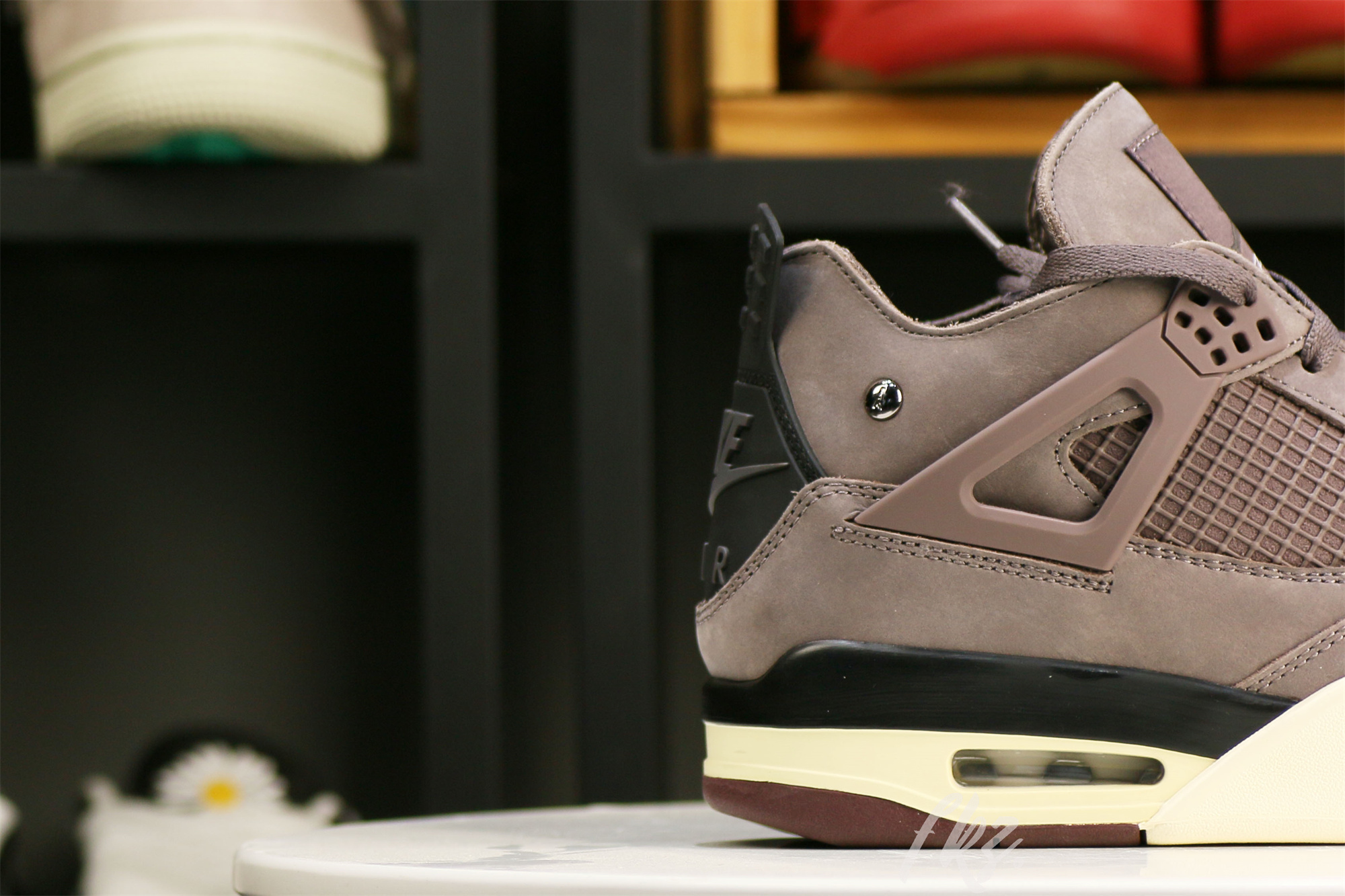 A Ma Maniére x Air Jordan 4 Retro ‘Violet Ore’ 2022 (LN5 A1 Batch)