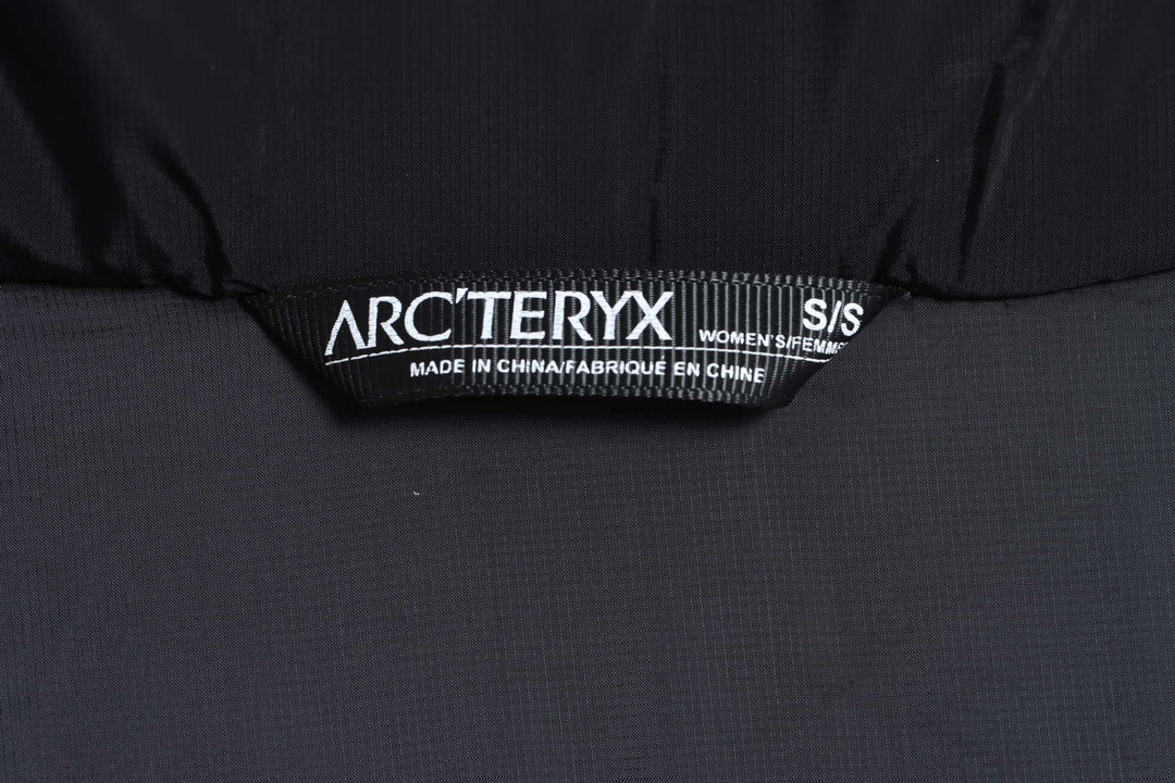 Arcteryx Macai LT Outdoor Windproof Warm Hooded Ski Jacket