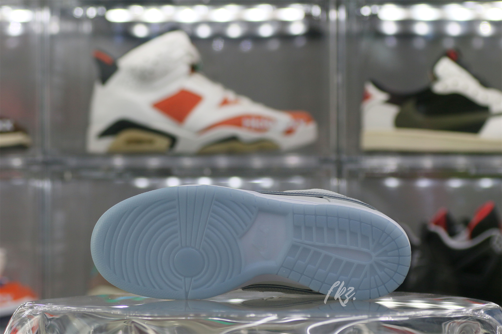 Nike Dunk Low White Lobster (Friends and Family)