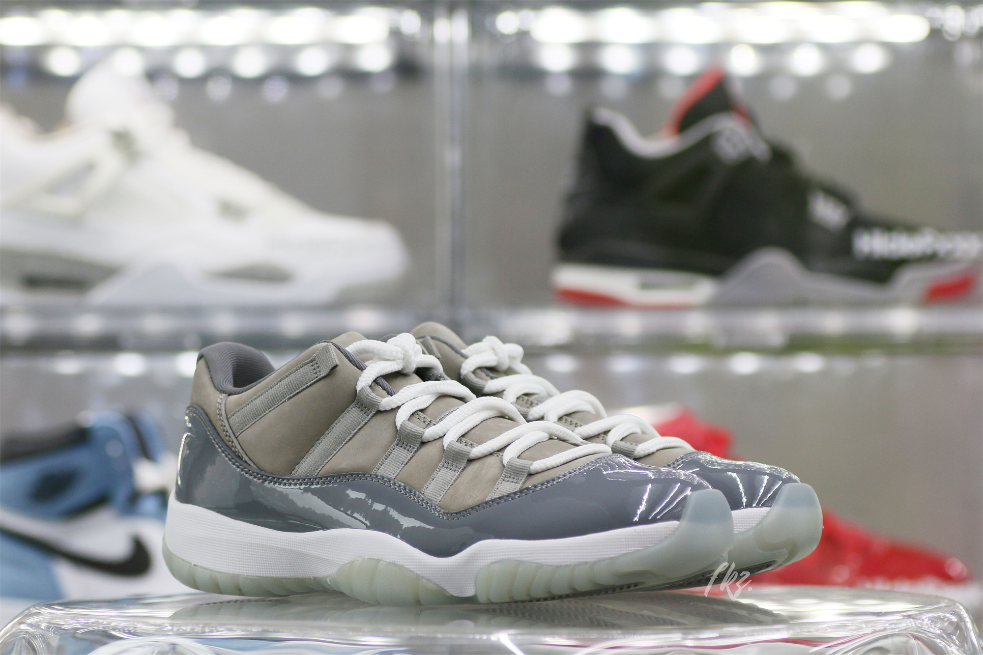 Air Jordan 11 Retro Low Cool Grey