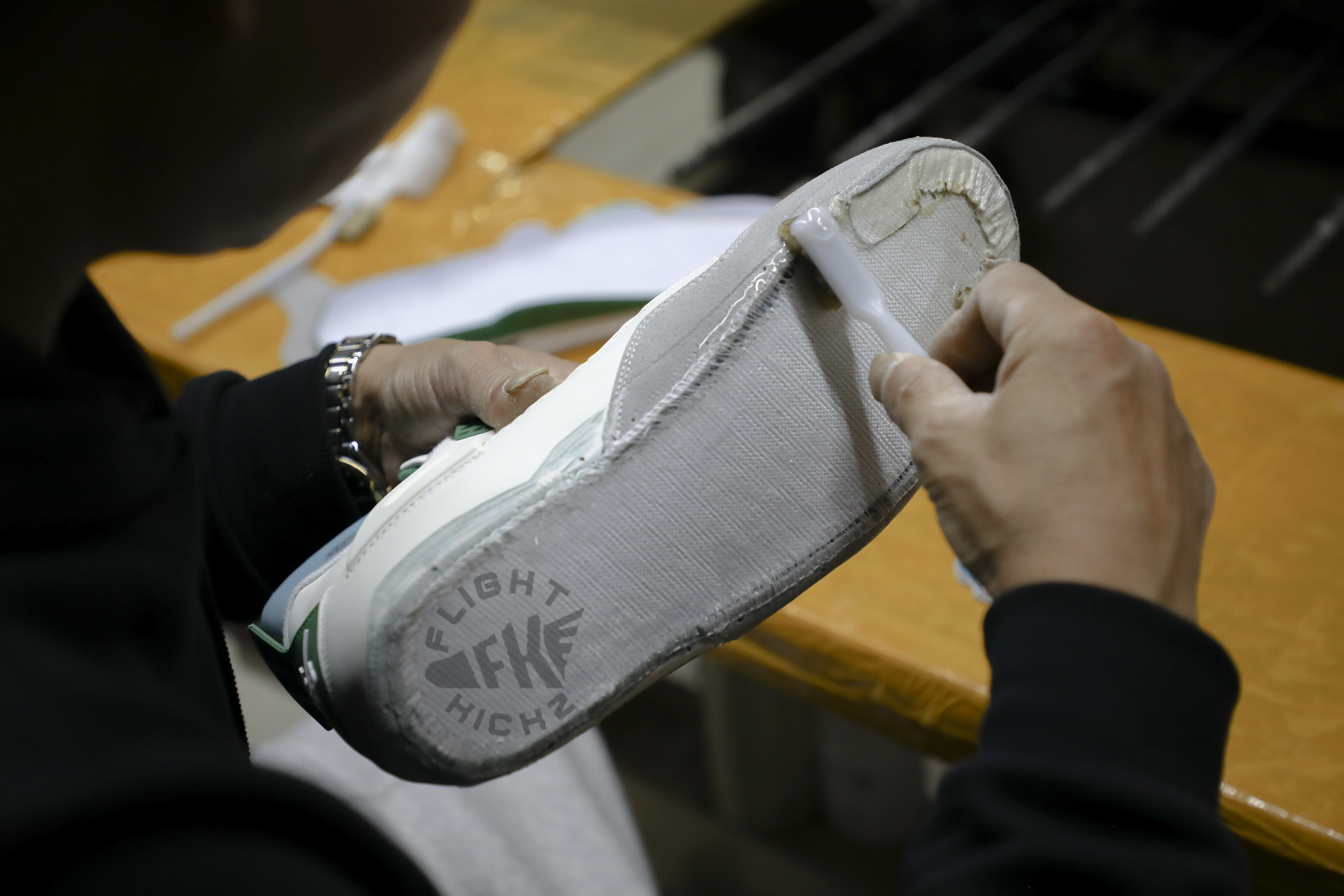 Nike SB x Air Jordan 4 “Pine Green” 2023 (LN5 A1 Batch)