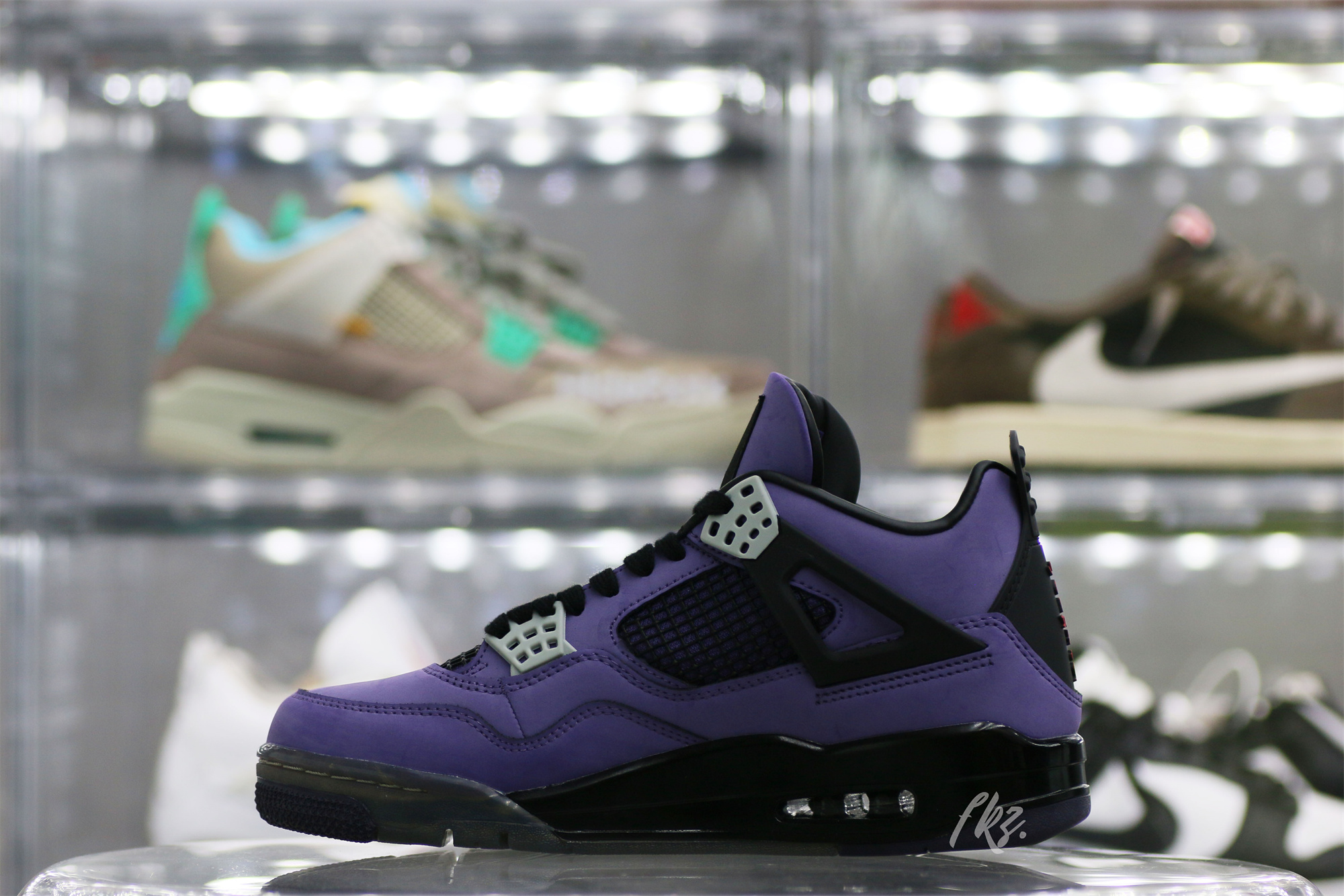 Jordan 4 Retro Travis Scott Purple (Friends And Family)