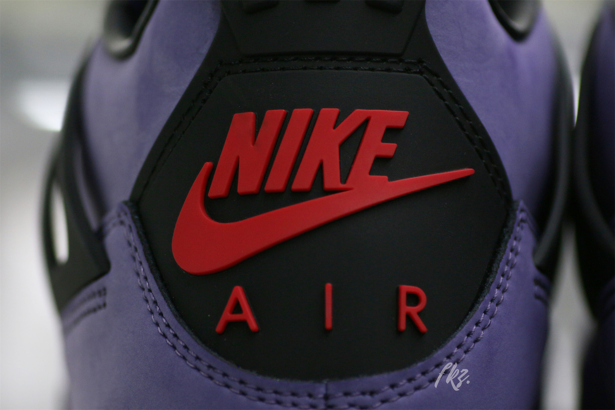 Jordan 4 Retro Travis Scott Purple (Friends And Family)