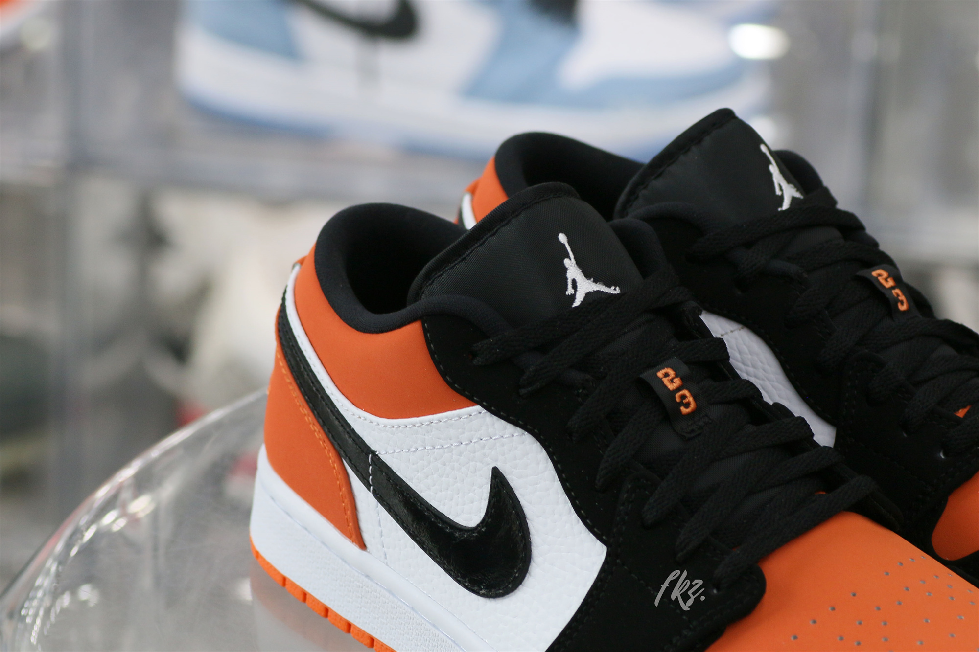 Air Jordan 1 Low Shattered Backboard 2019