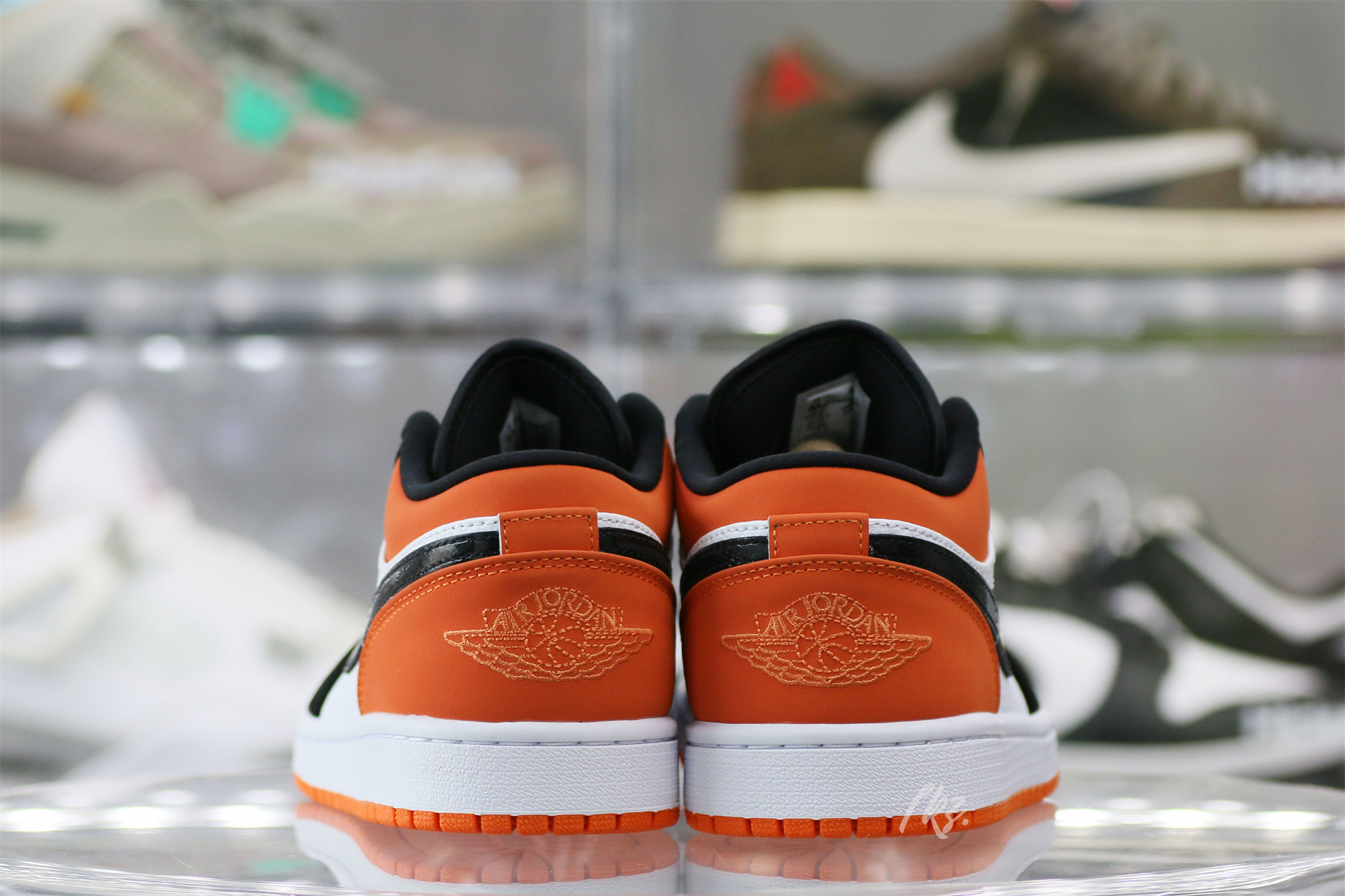 Air Jordan 1 Low Shattered Backboard 2019