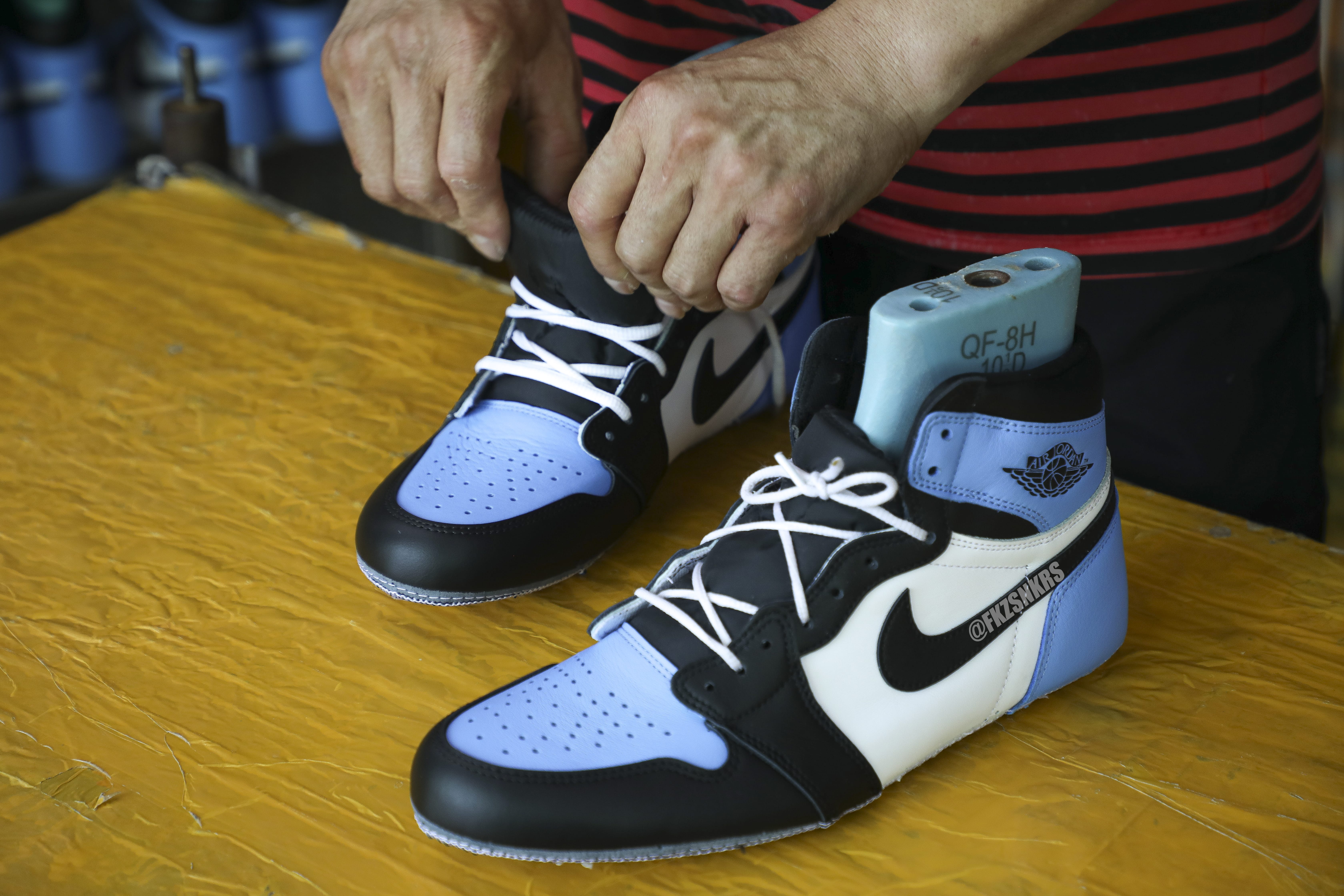 Air Jordan 1 Retro High OG University Blue UNC 2023 (LN5 A1 Batch)