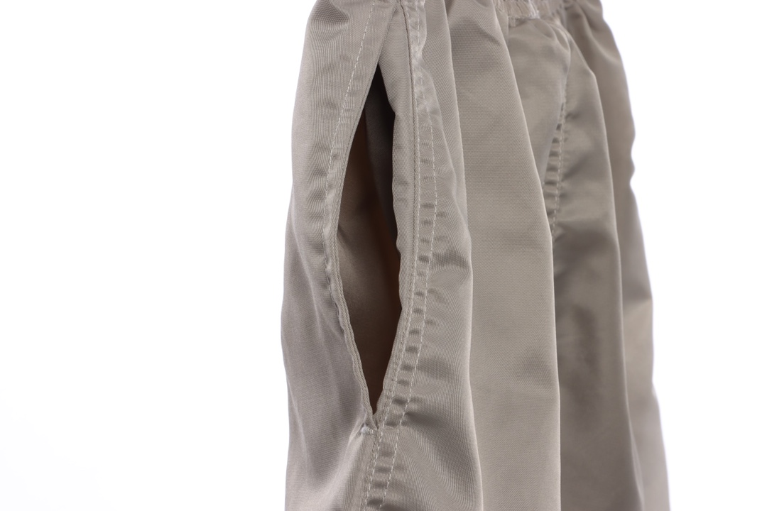 FOG season 8 woven nylon double shorts