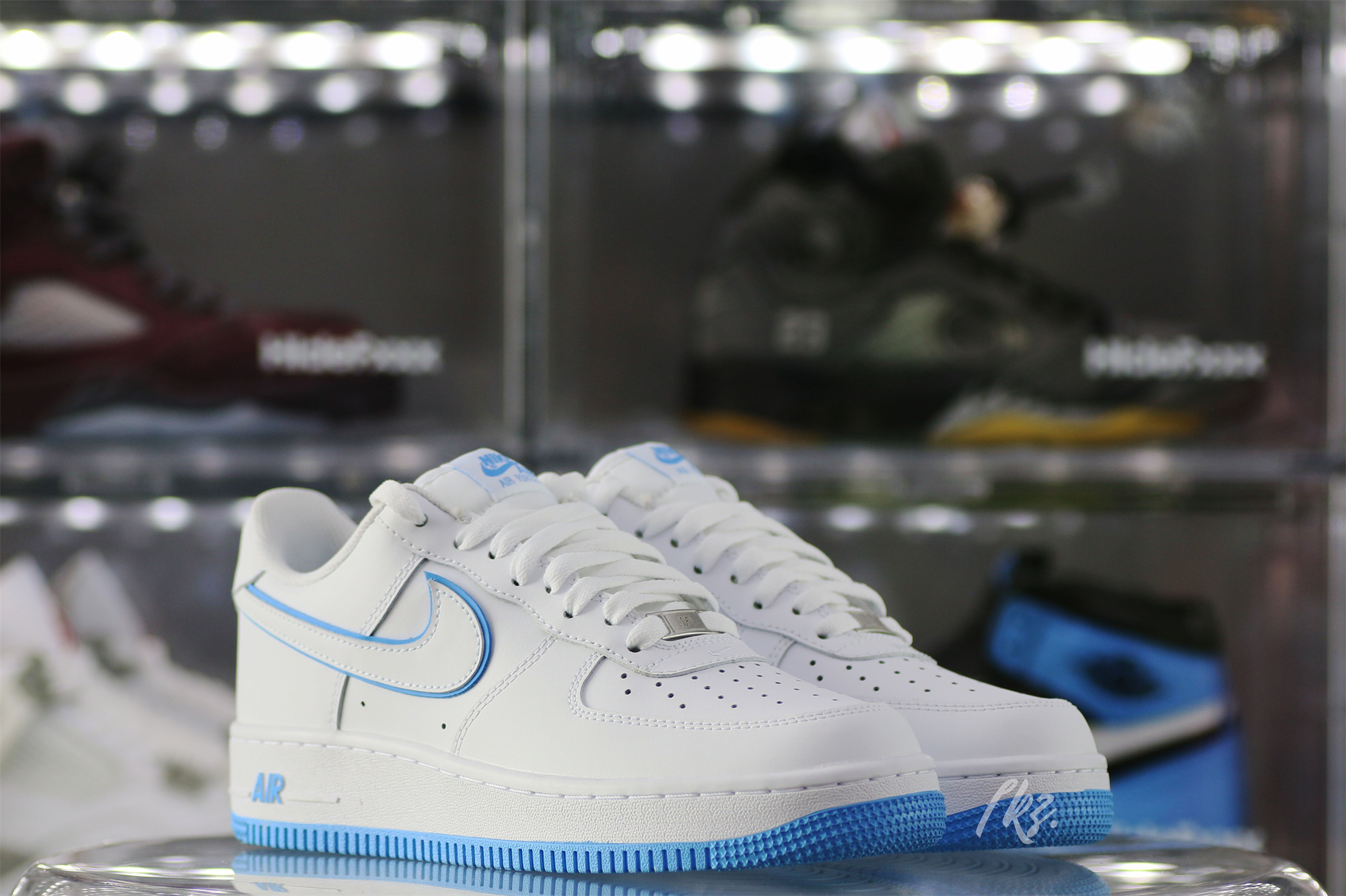 Nike Air Force 1 ’07 Low White University Blue Sole