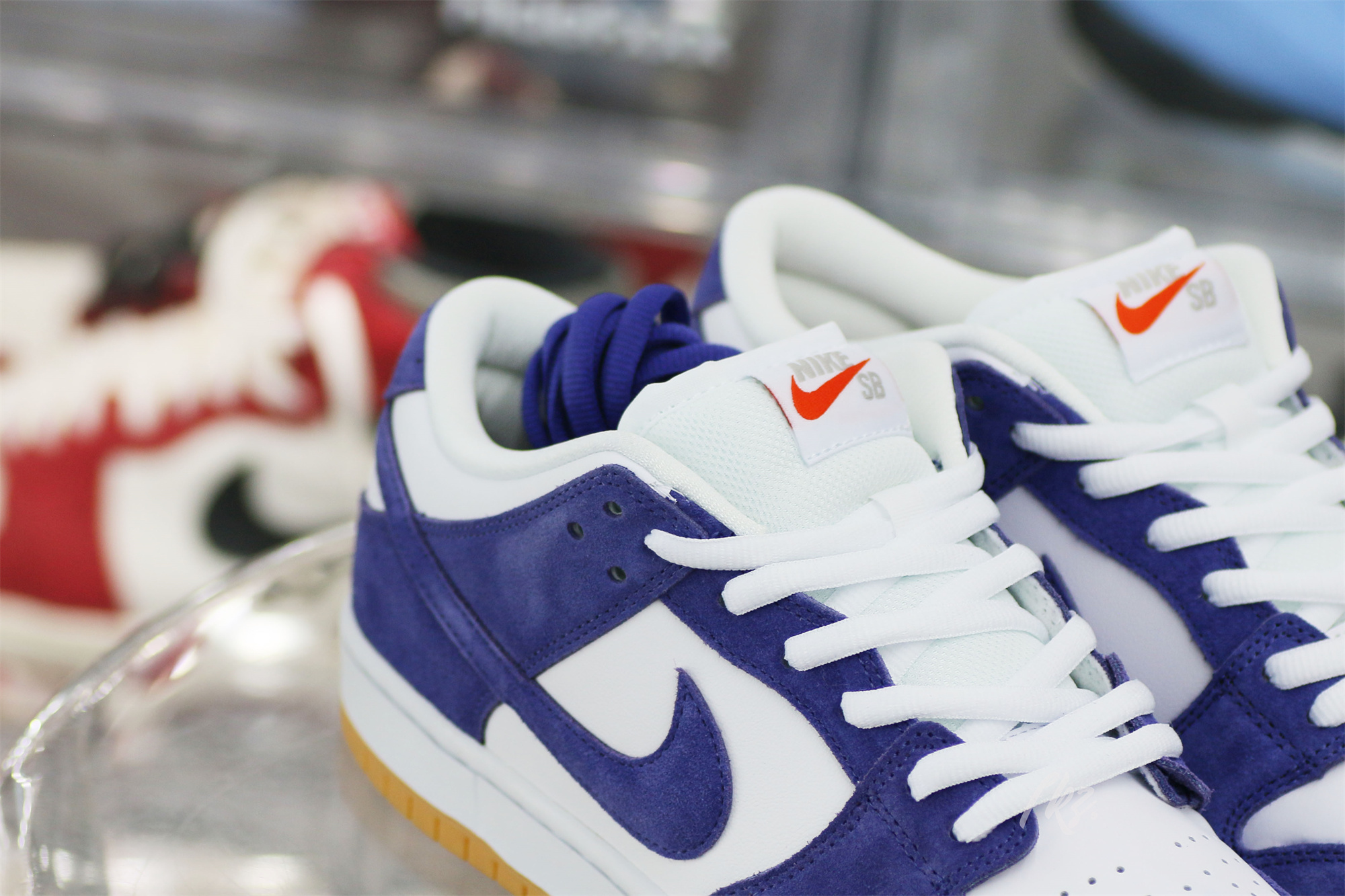 Nike SB Dunk Low Pro ISO Orange Label Court Purple