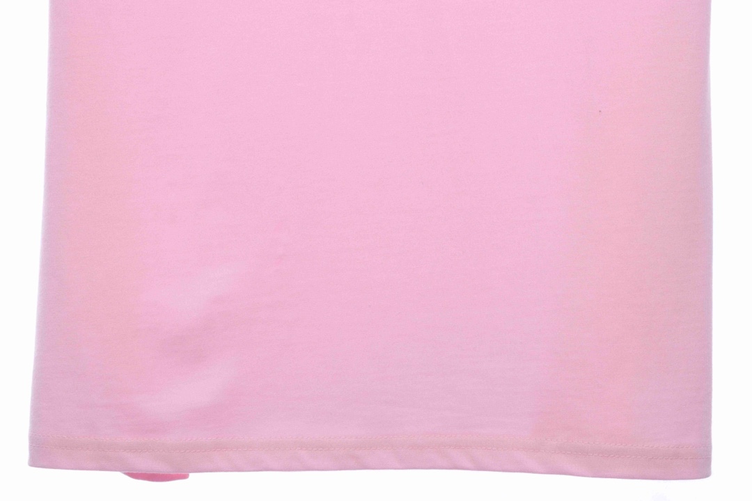 NOAH cross print letter short sleeve