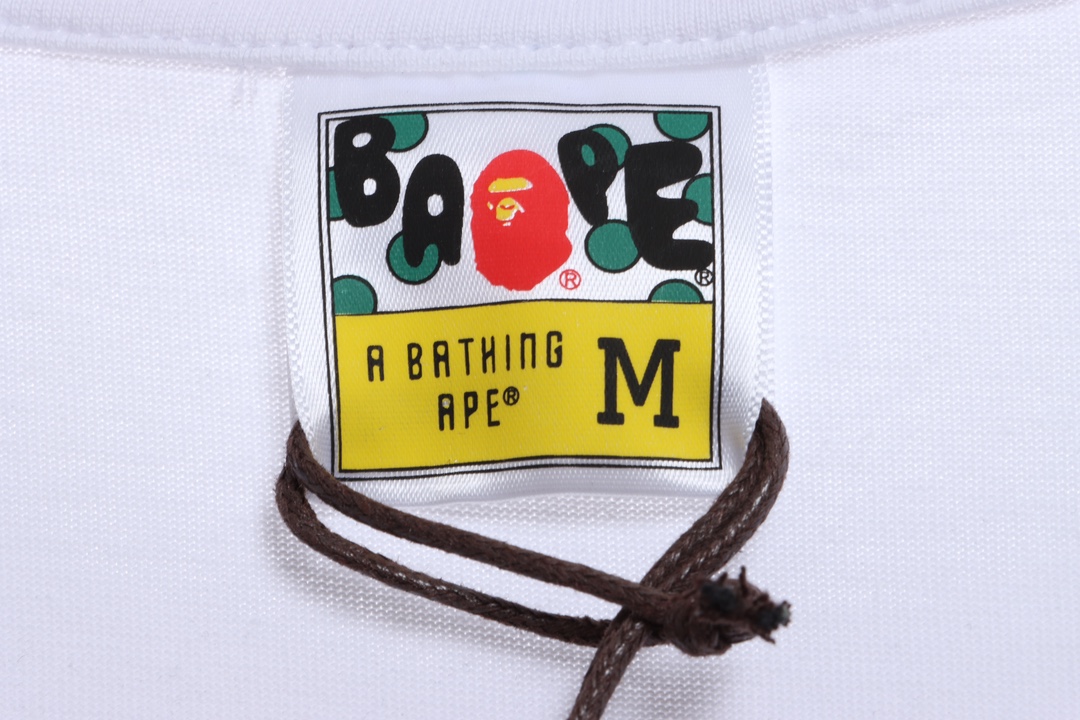 BAPE chest graffiti letters short sleeves