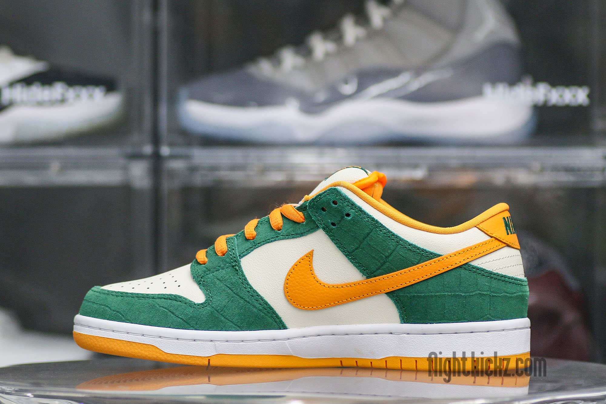 Nike SB Dunk Low Legion Pine Kumquat