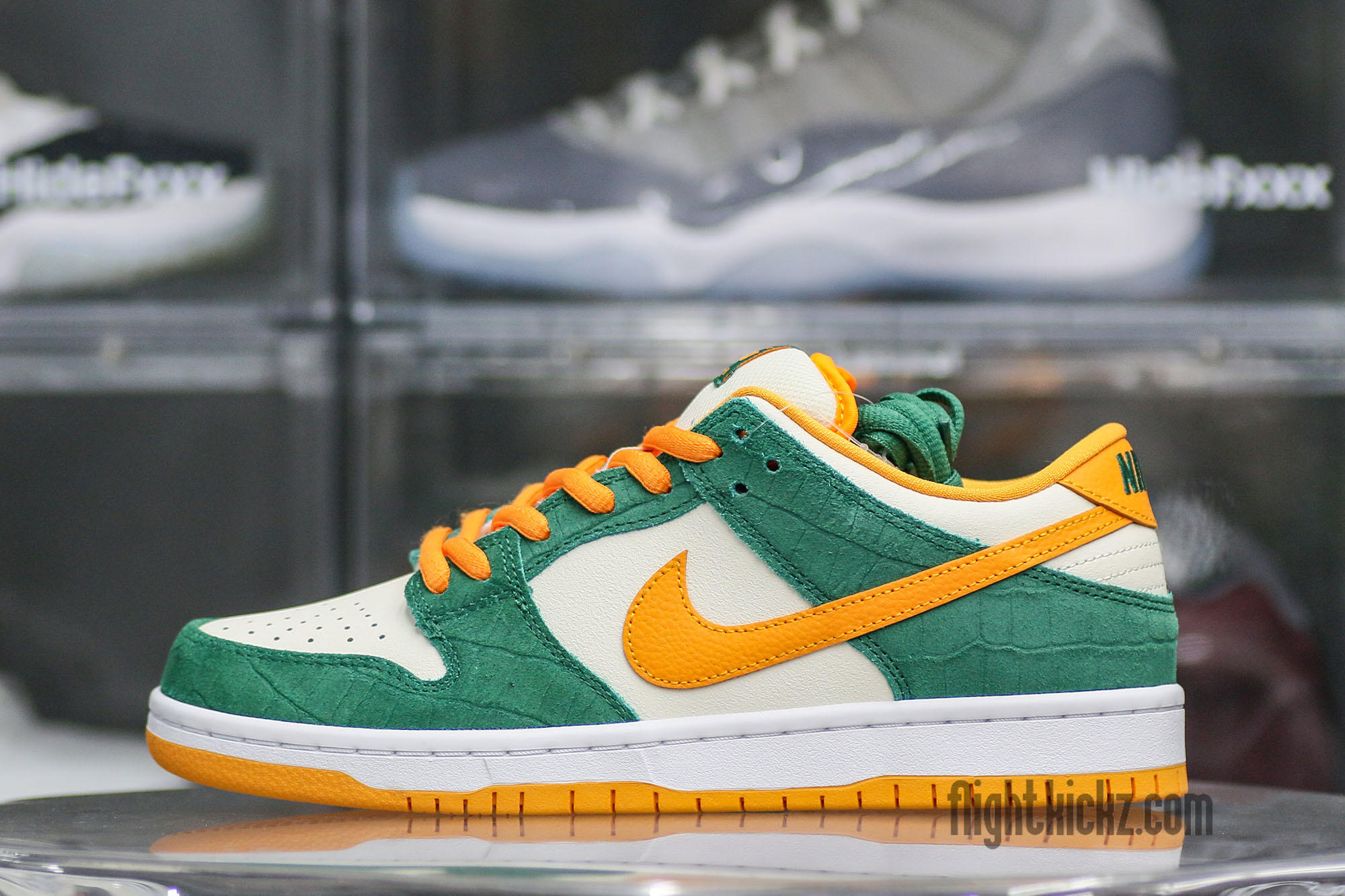 Nike SB Dunk Low Legion Pine Kumquat