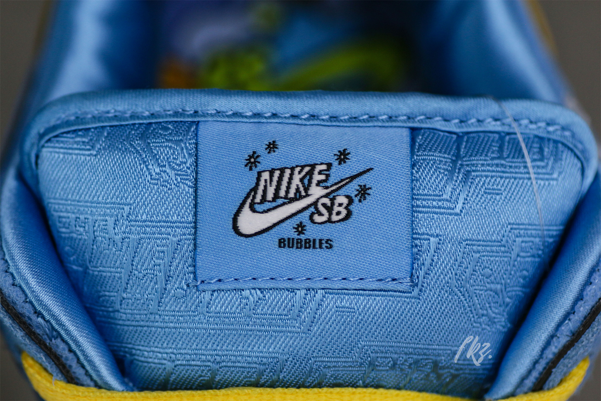 The Powerpuff Girls X Dunk Low Pro SB QS Bubbles