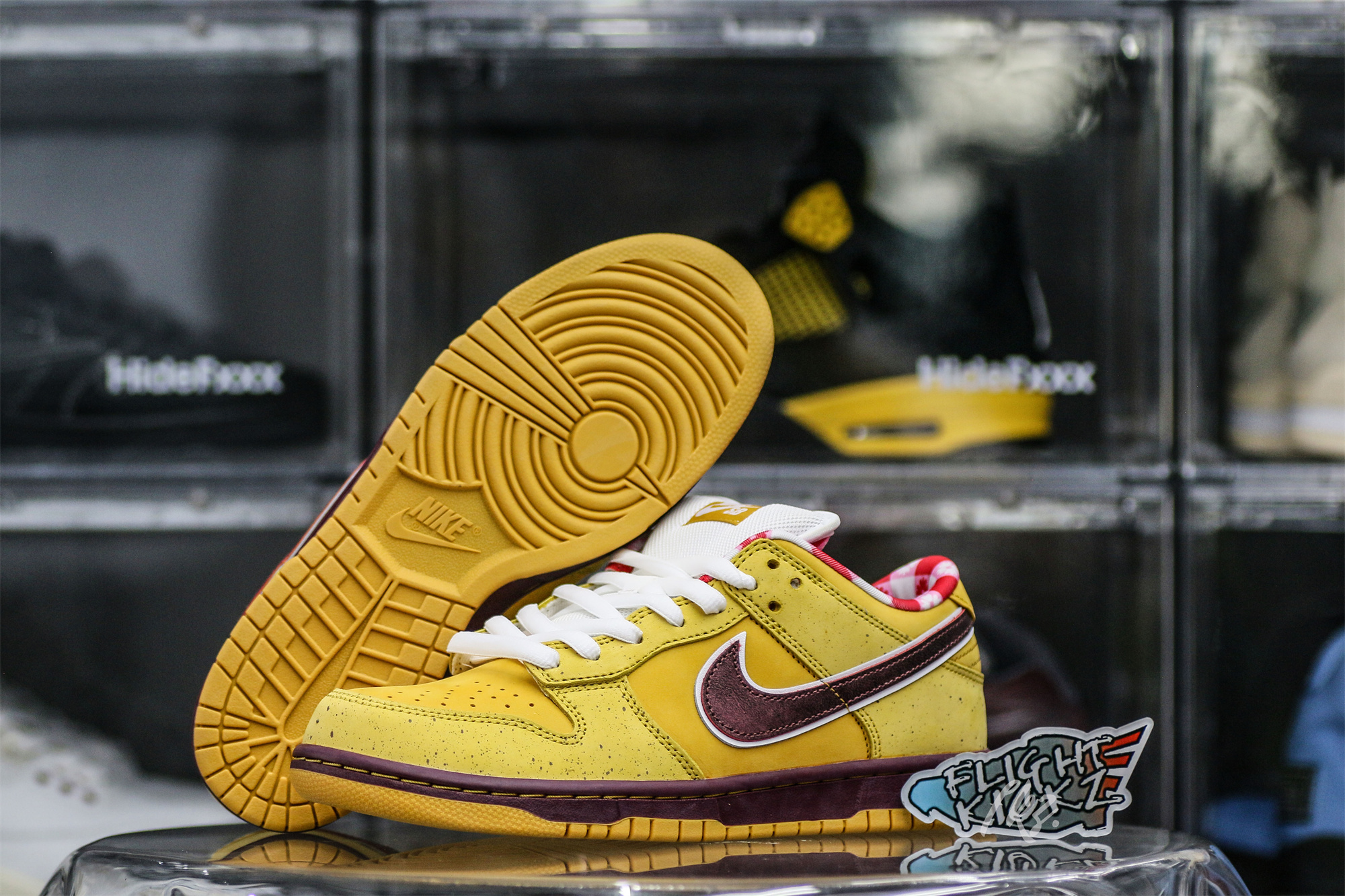 Nike SB Dunk Low Yellow Lobster