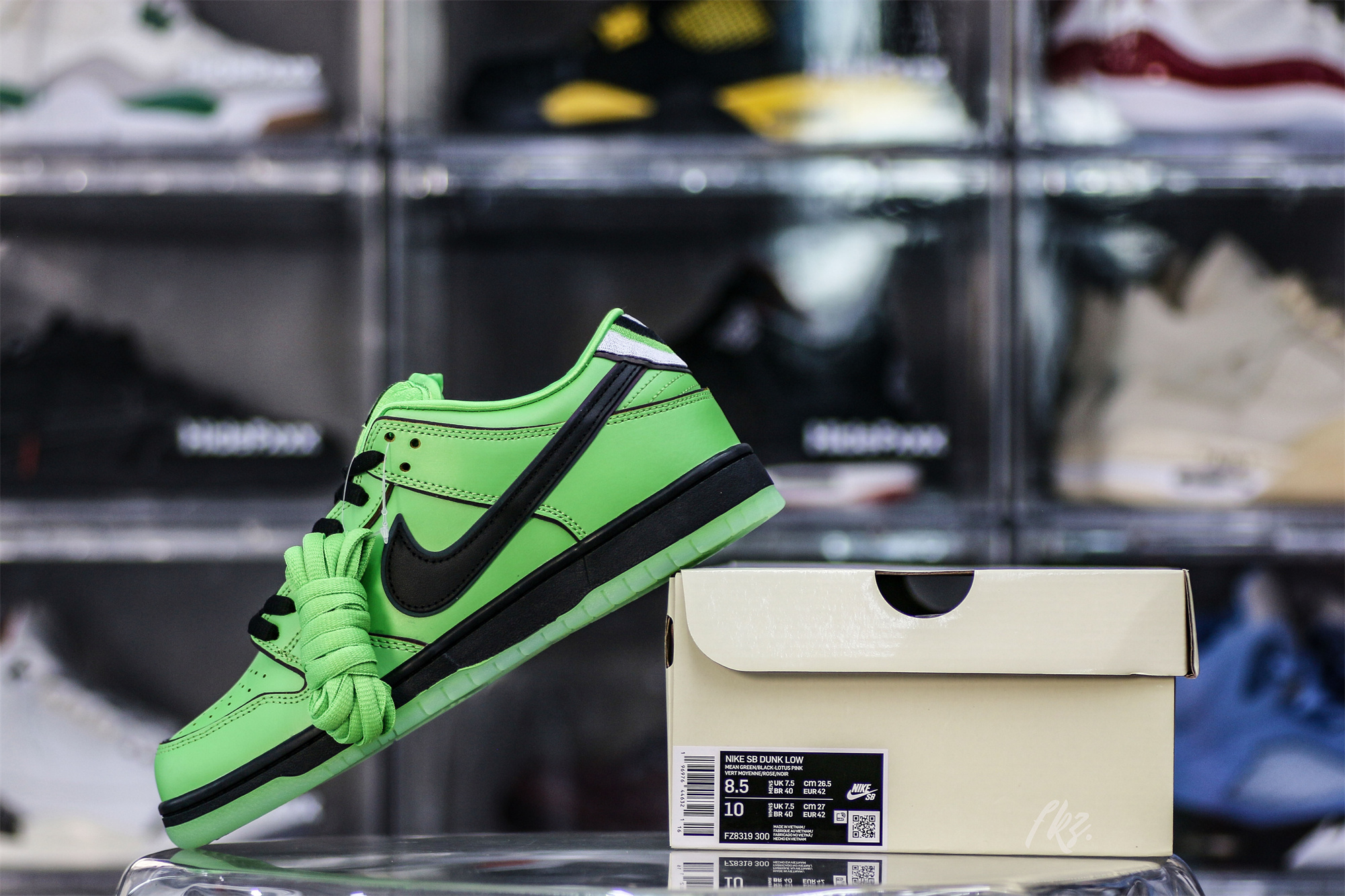 The Powerpuff Girls x Dunk Low Pro SB QS ‘Buttercup’