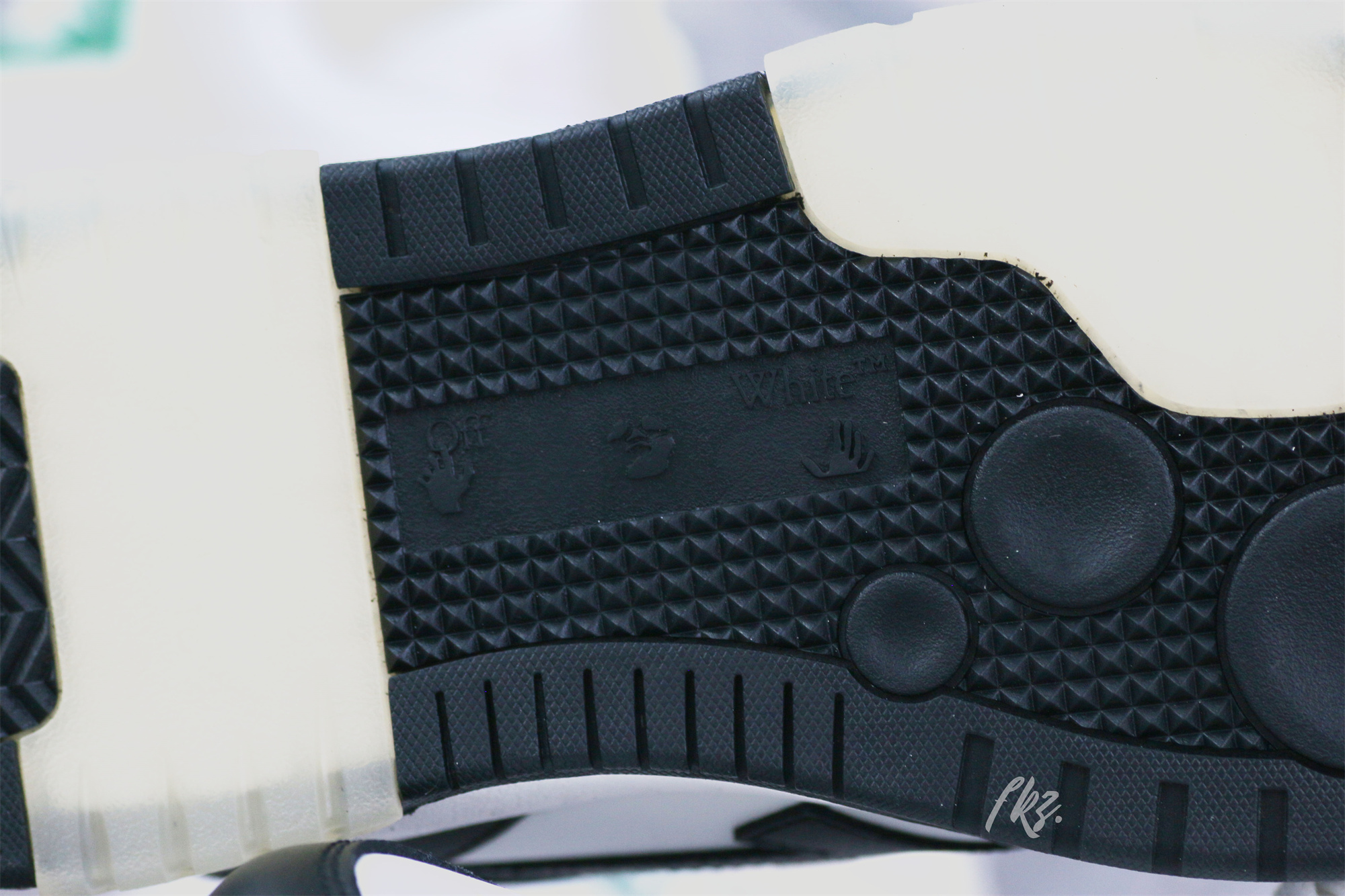 OFF-WHITE Black & White Out Of Office Sneakers