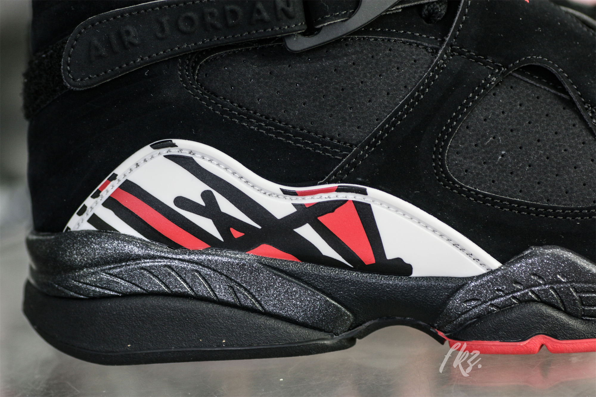 Air Jordan 8 Playoffs 2023