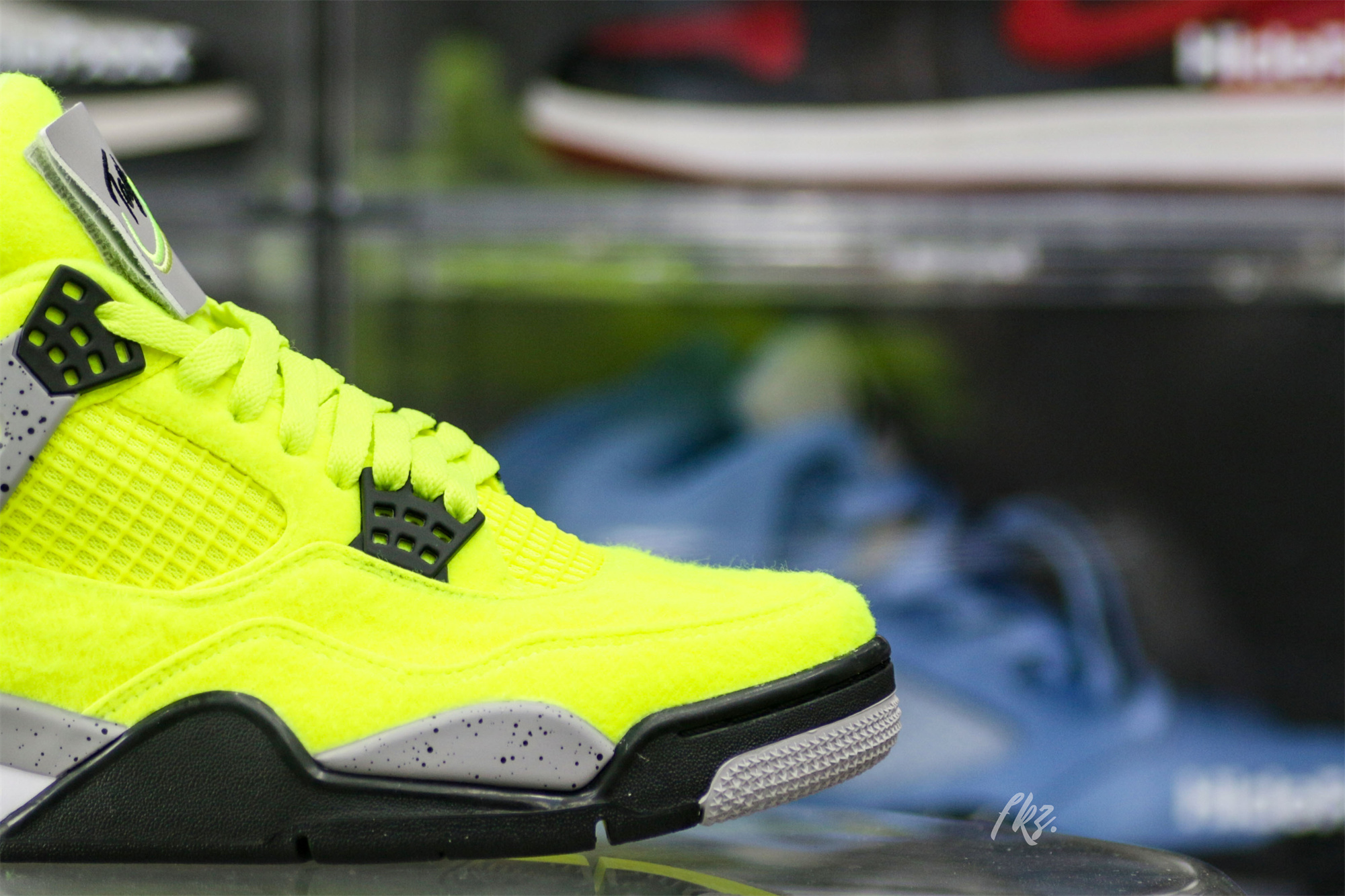 Air Jordan 4 “Tennis Ball” Custom Atomic Green/Black