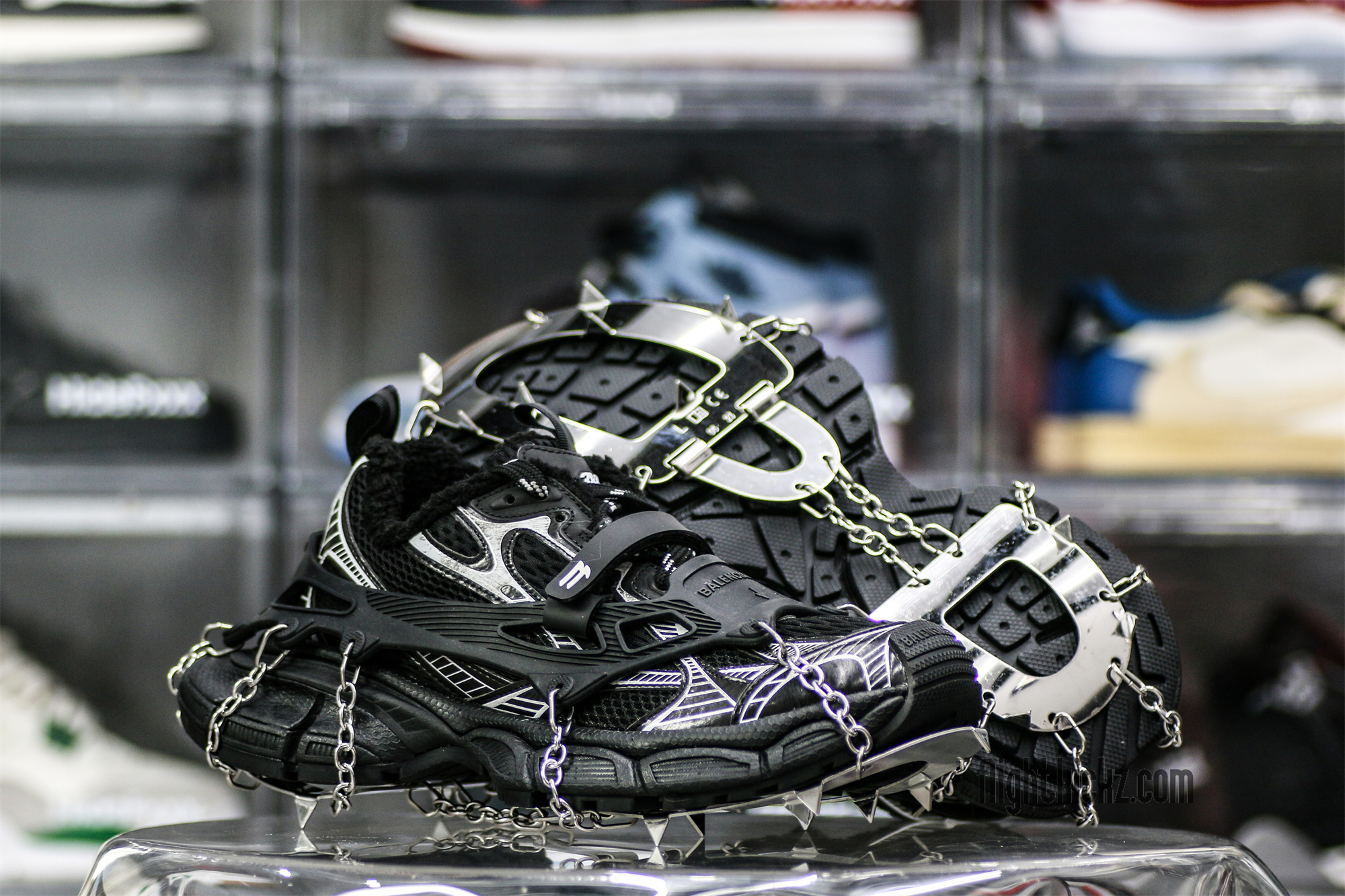 Balenciag* 3XL Ski Sneaker in Black ((Removable footwear chains) )