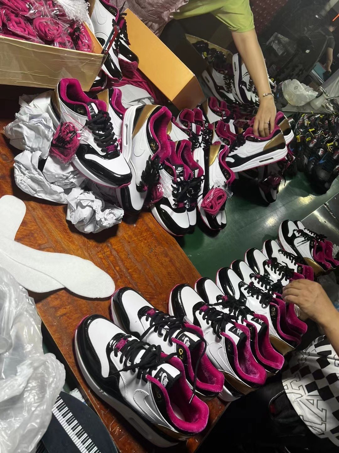 Nike Air Max 1 PHANTACi Grand Piano (2024)