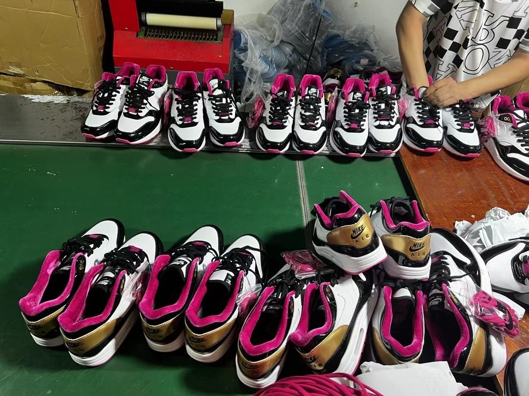 Nike Air Max 1 PHANTACi Grand Piano (2024)