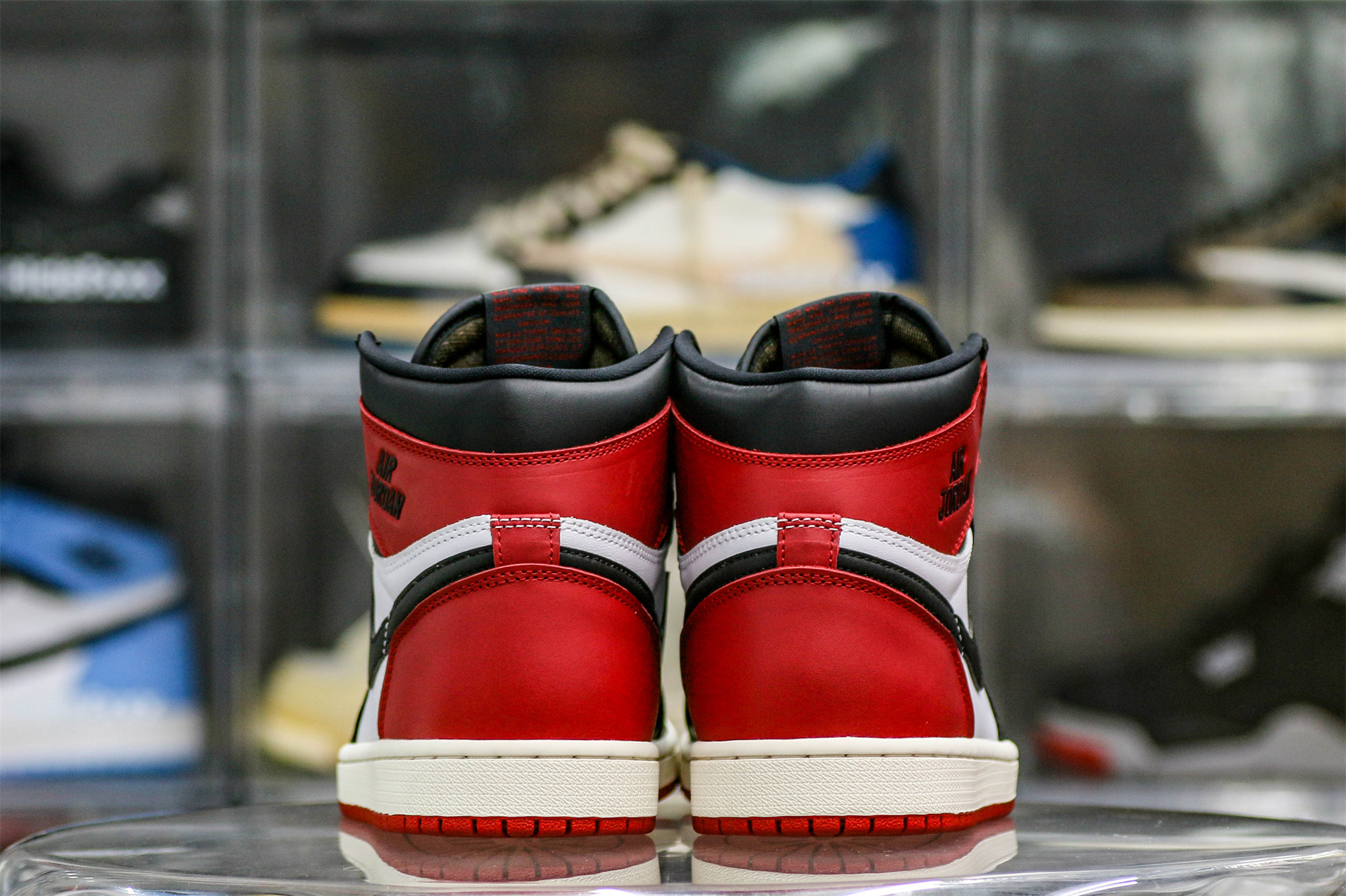 Air Jordan 1 Retro High OG Black Toe Reimagined (Ln5 A1)