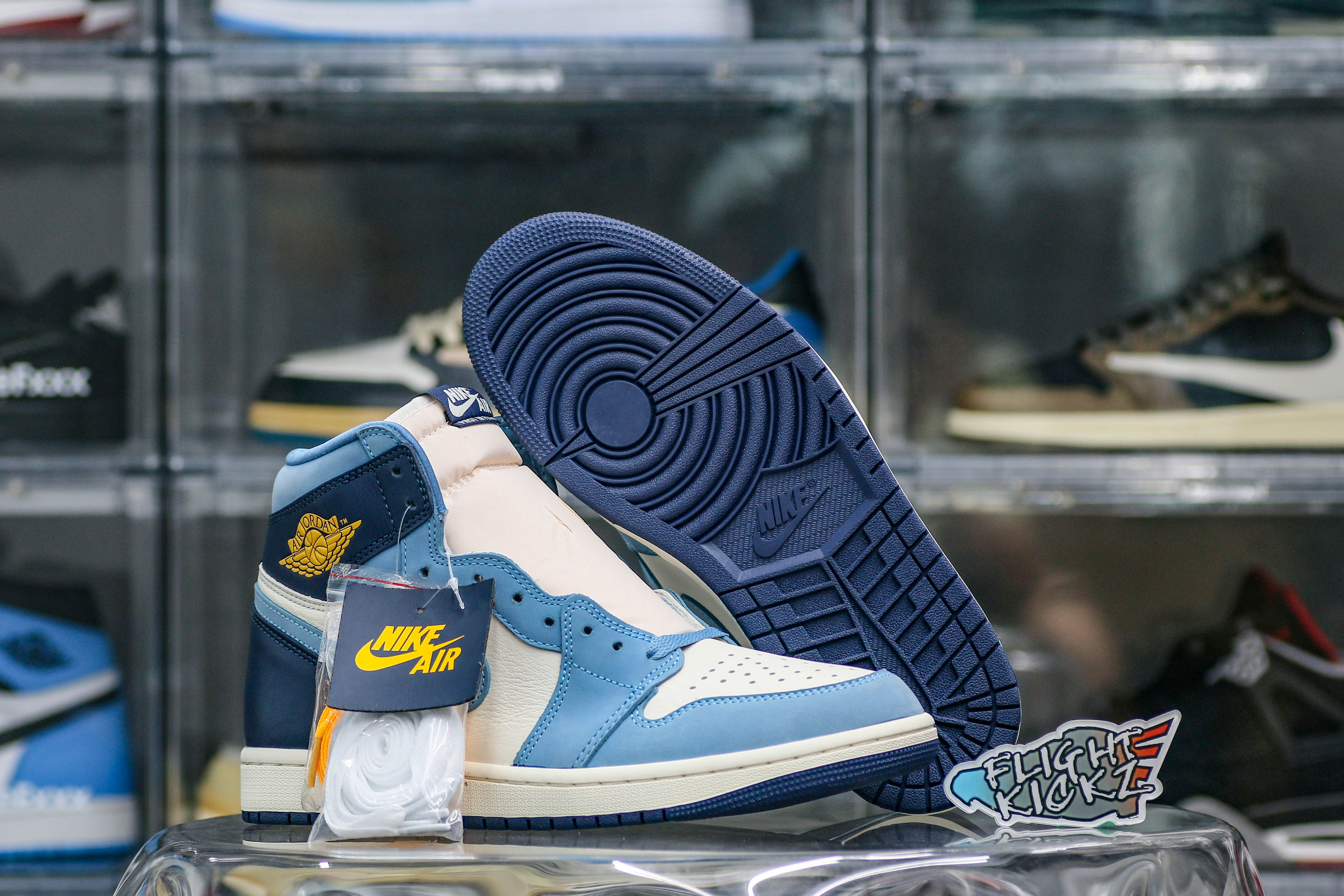 Air Jordan 1 High OG First in Flight WNMS
