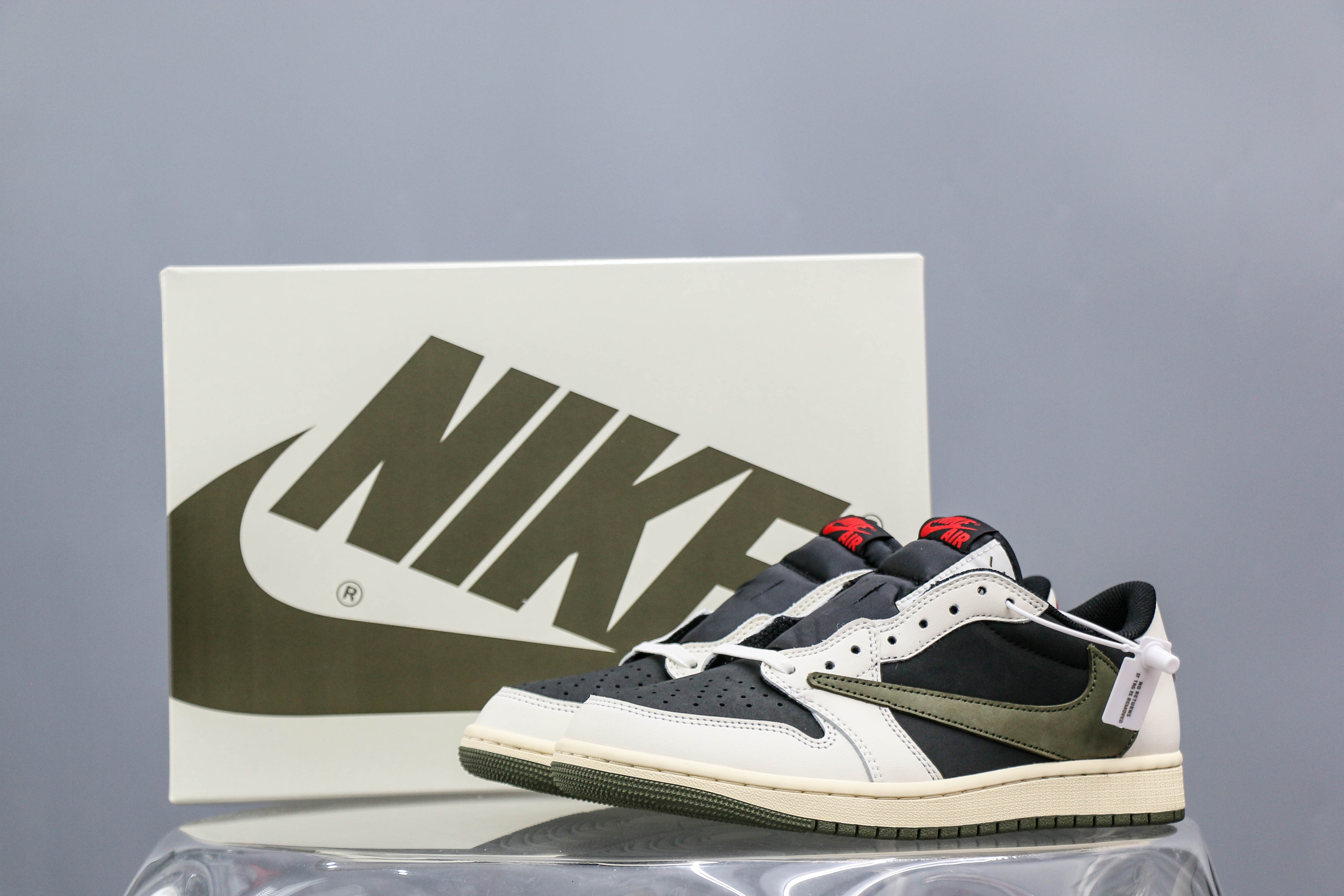 Travis Scott x Air Jordan 1 Low OG SP Olive（A2 Batch)