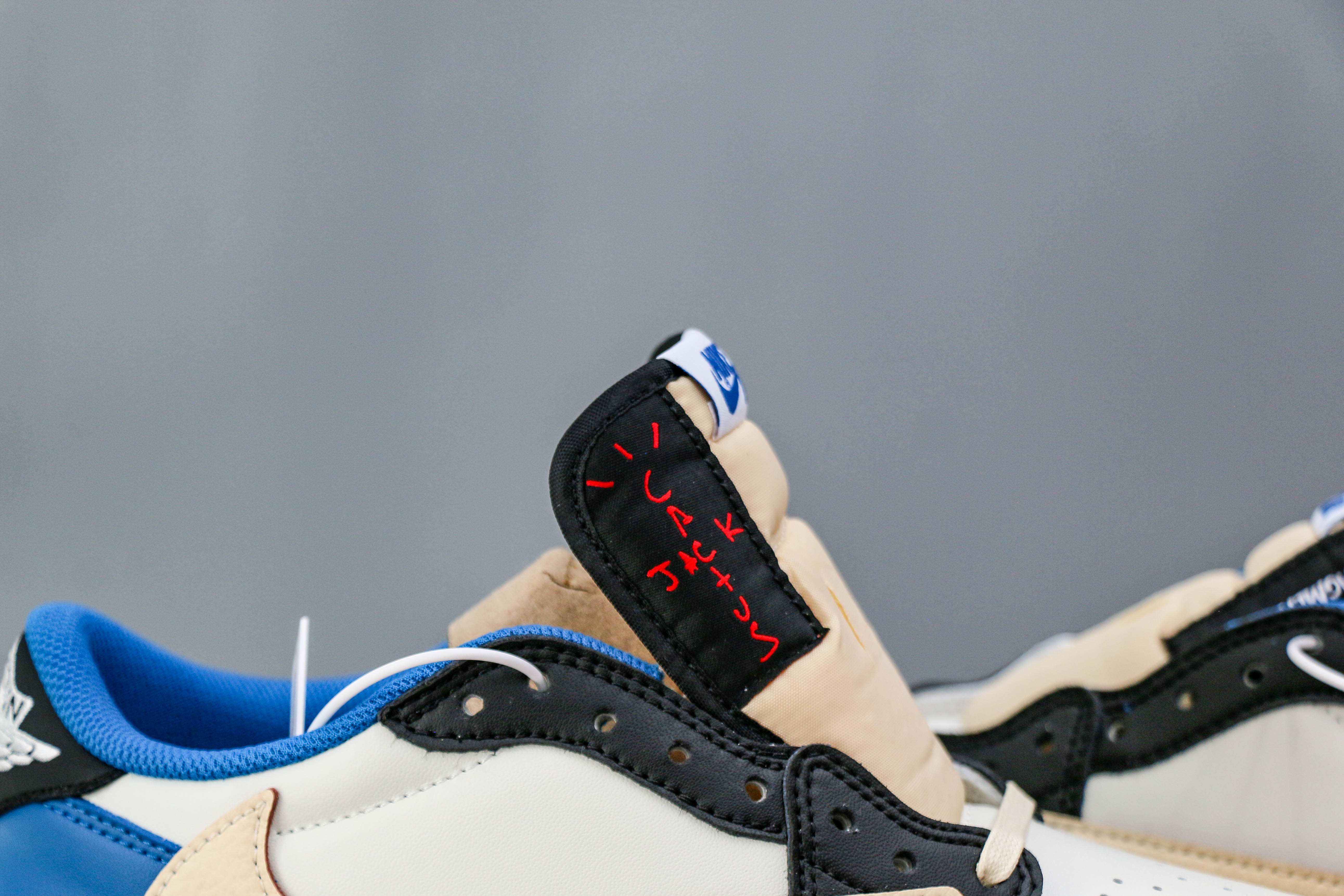 Fragment x Travis Scott x Air Jordan 1 Low（A2 Batch)