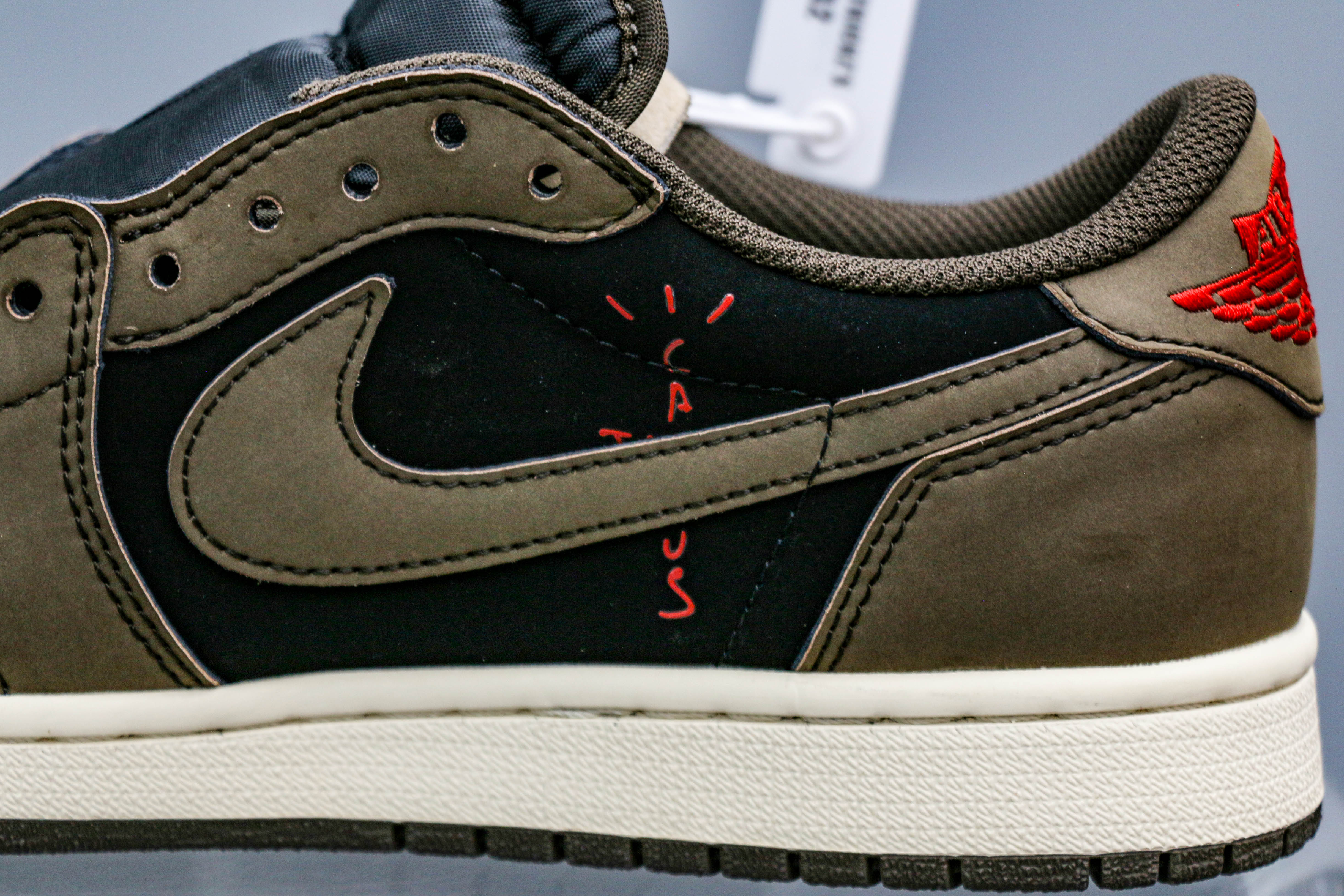 Travis Scott X Air Jordan 1 Low ‘Cactus Jack’（A2 Batch)