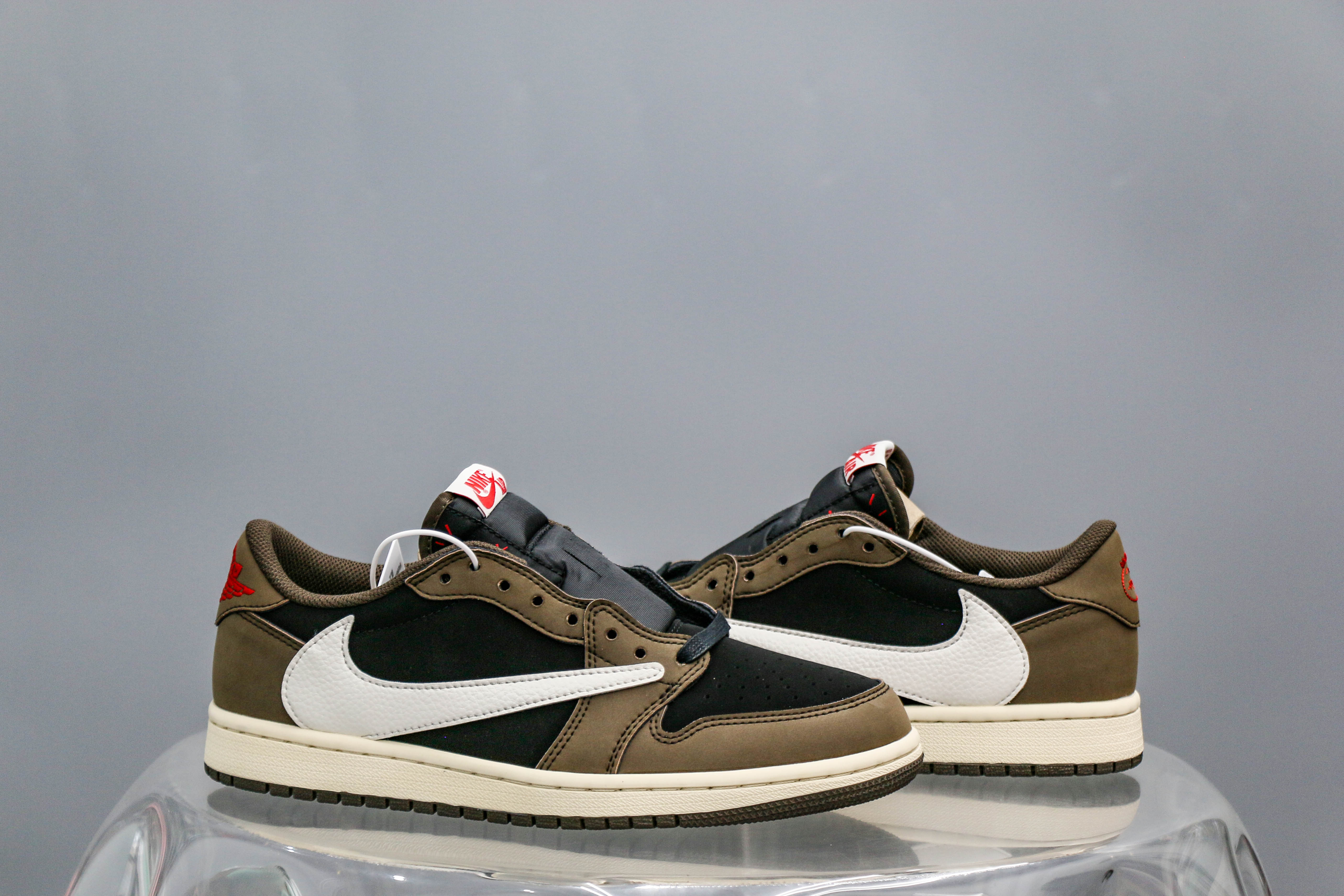 Travis Scott X Air Jordan 1 Low ‘Cactus Jack’（A2 Batch)