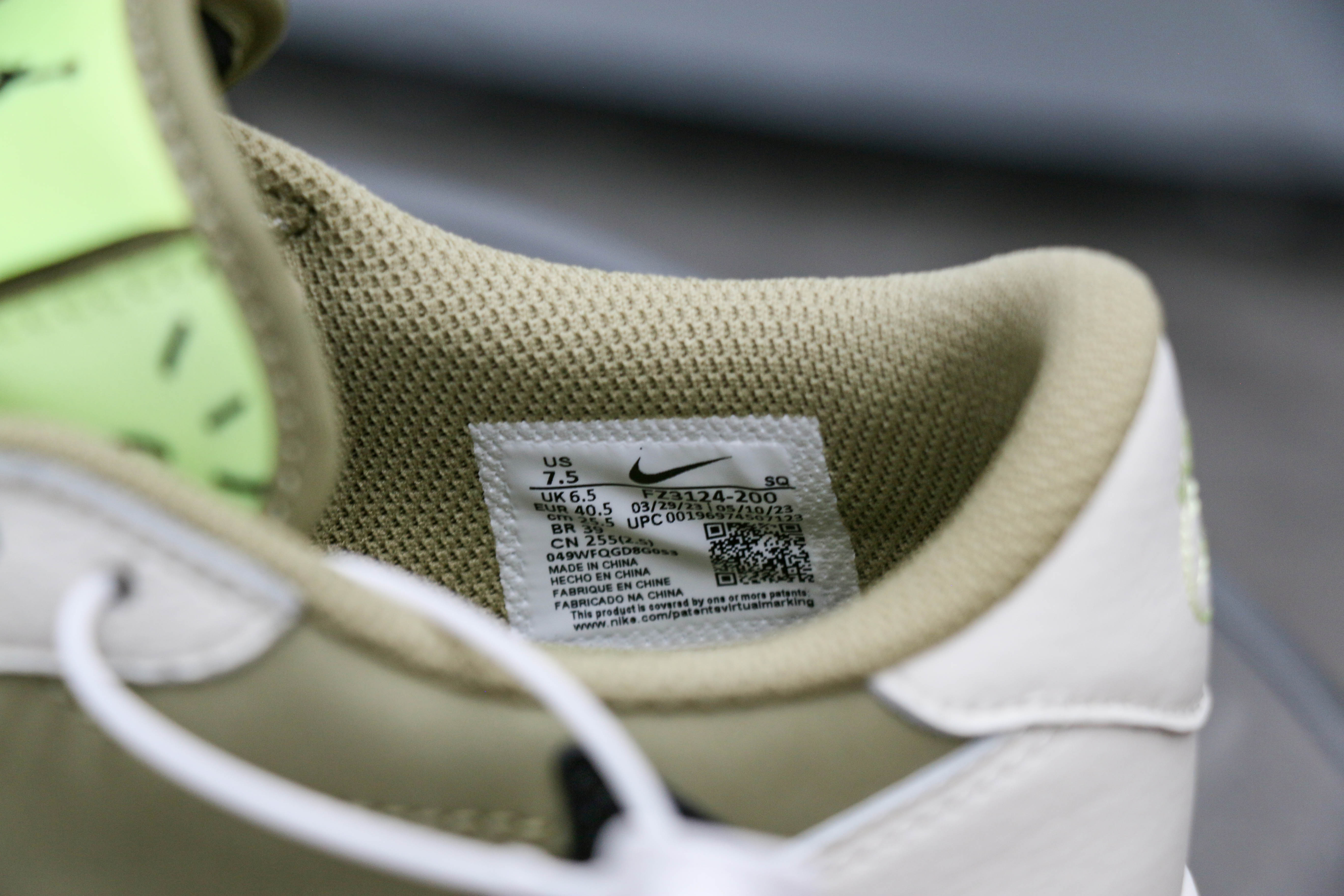 Travis Scott x Air Jordan 1 Low Golf Neutral Olive (A2 Batch)
