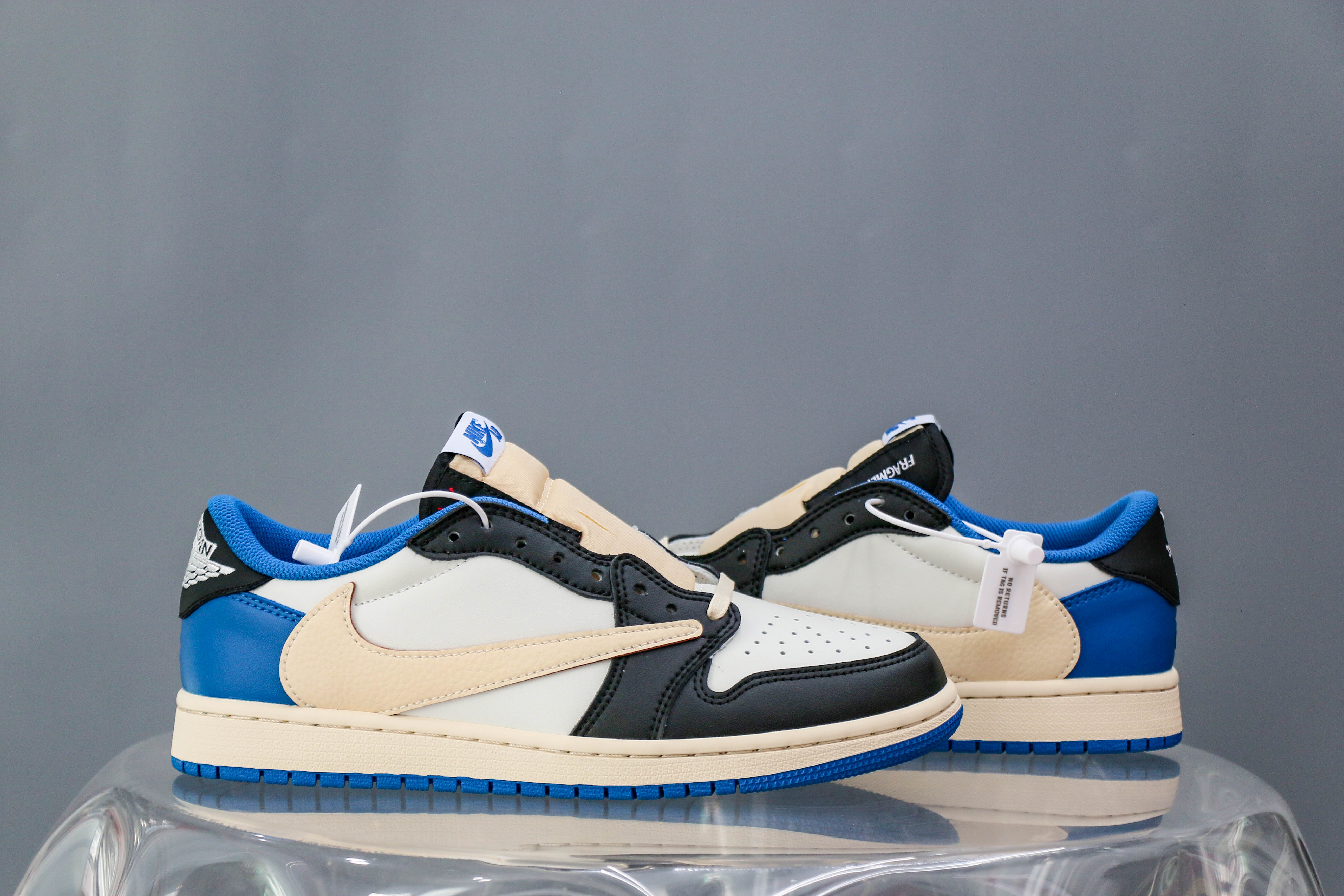 Fragment x Travis Scott x Air Jordan 1 Low（A2 Batch)