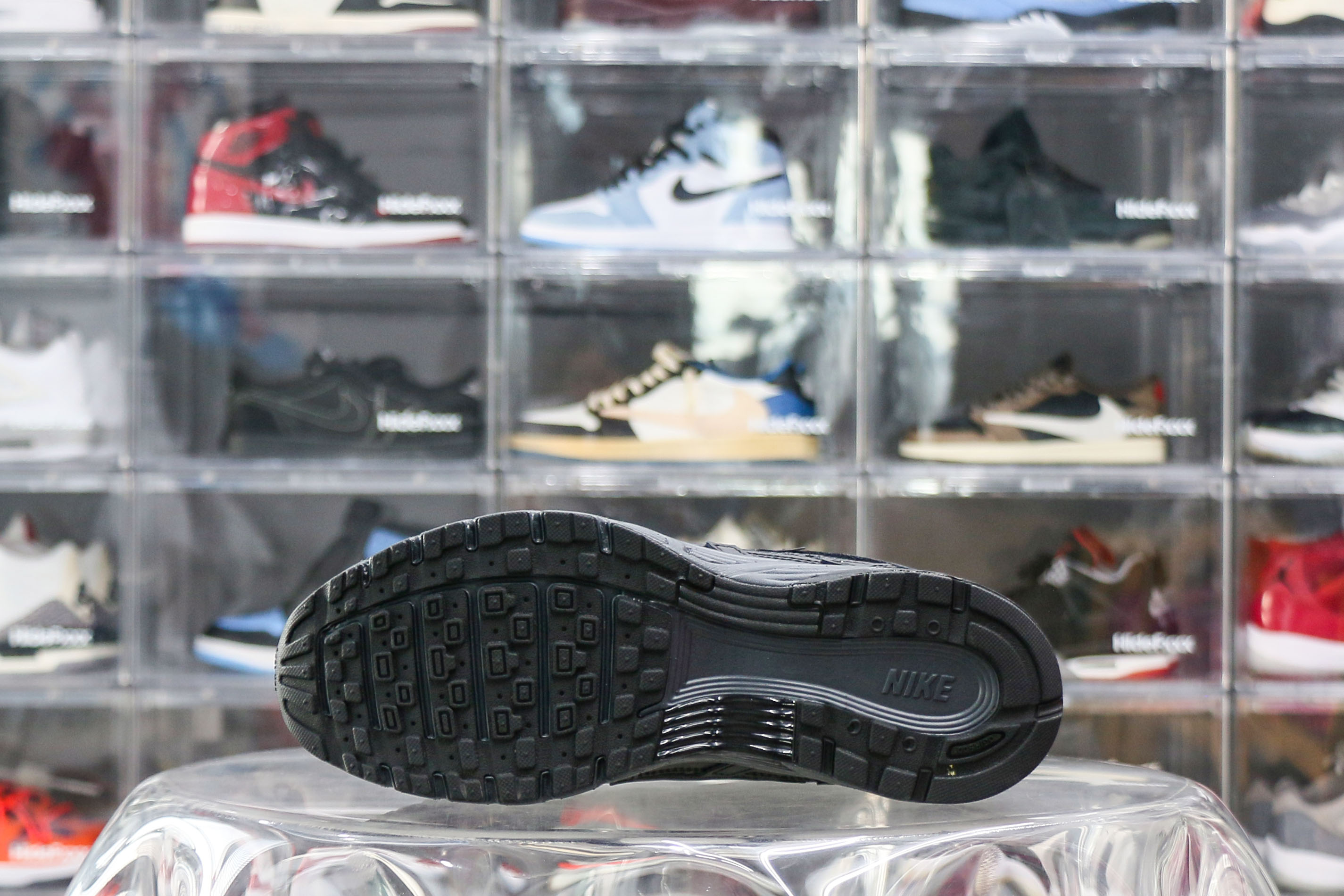 Nike P-6000 Premium Triple Black