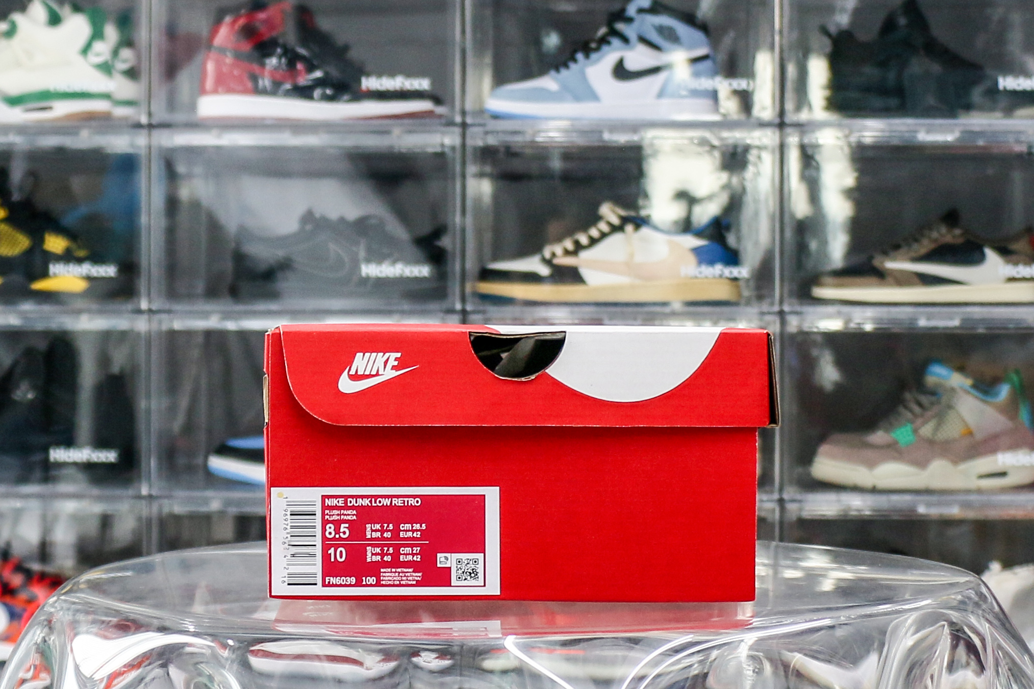 Nike SB Dunk Low Verdy Vick (Friends and Family)