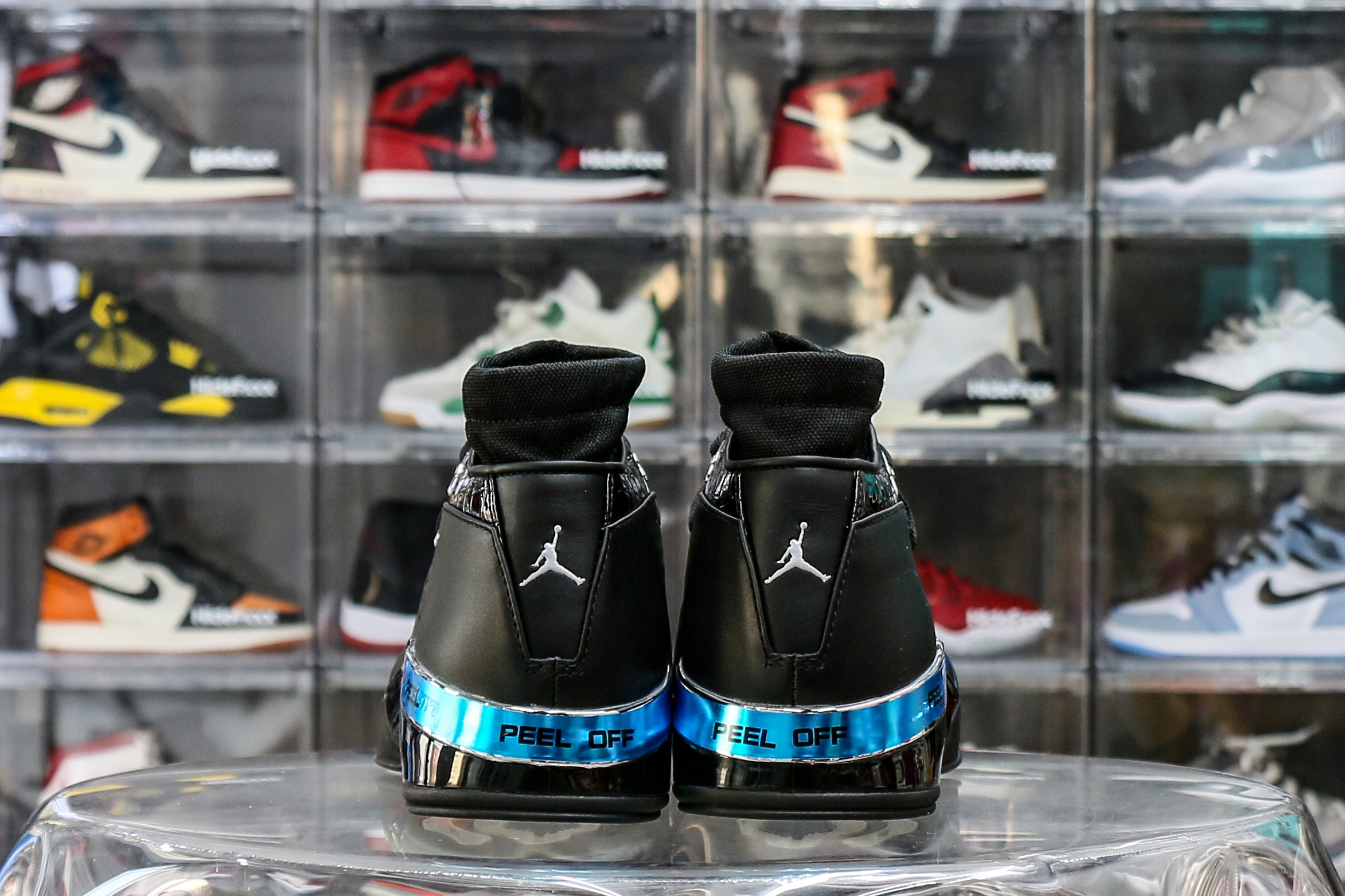 jordan 17 og low black Ch*0me (regular box)